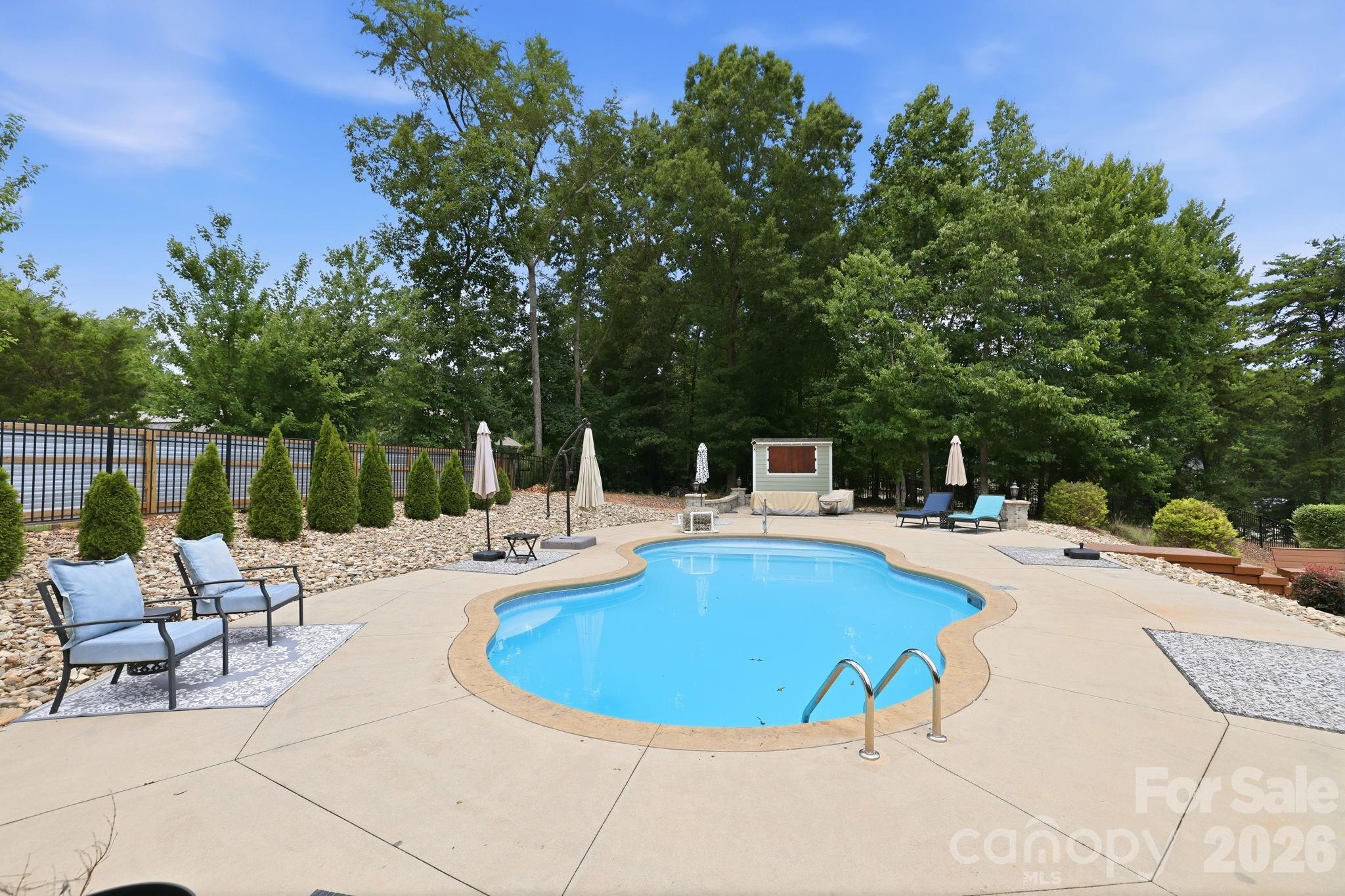 1104 Sawtooth Oak Lane Property Photo 41