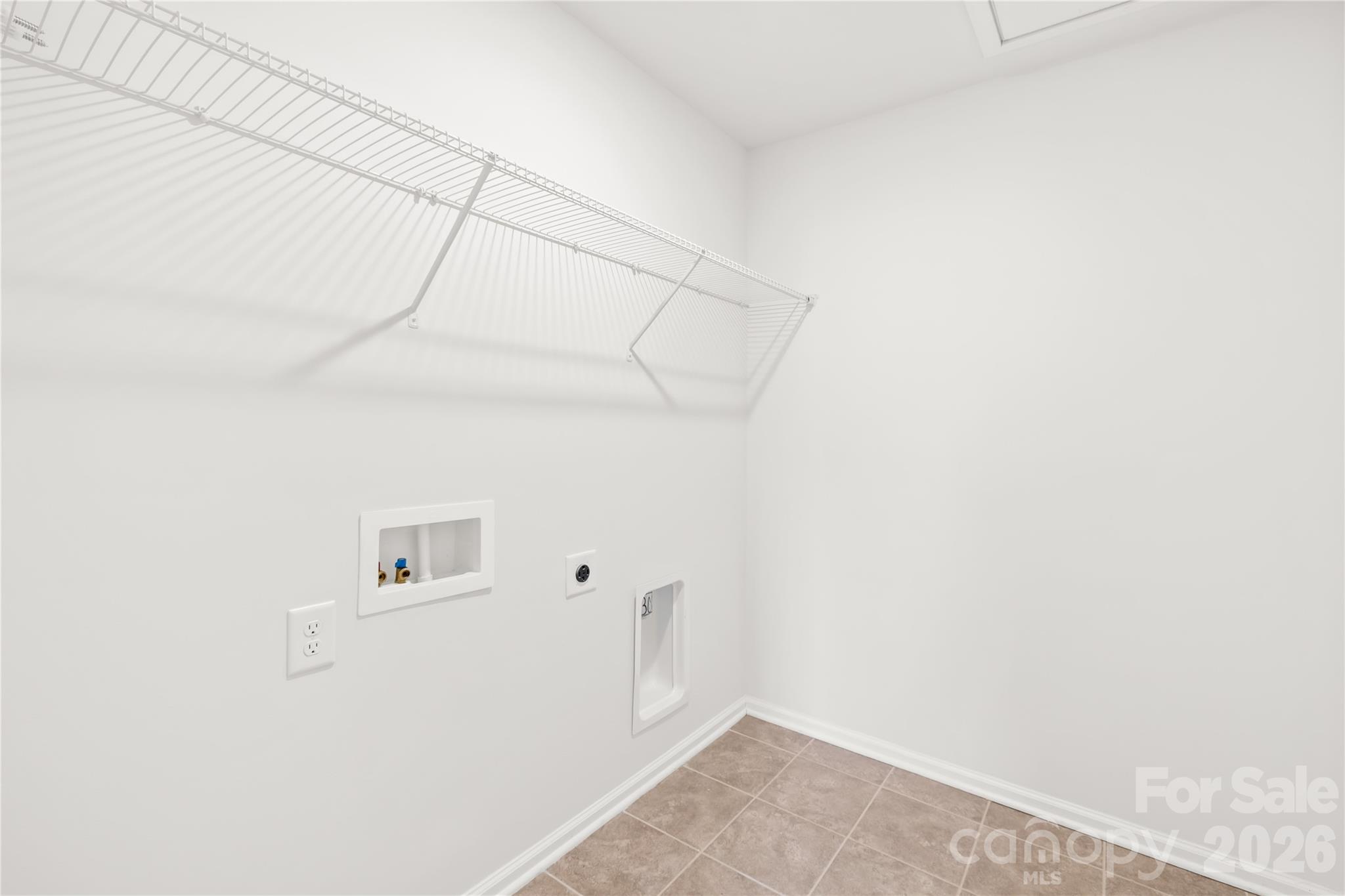 1072 Willow Bend Drive Property Photo 23