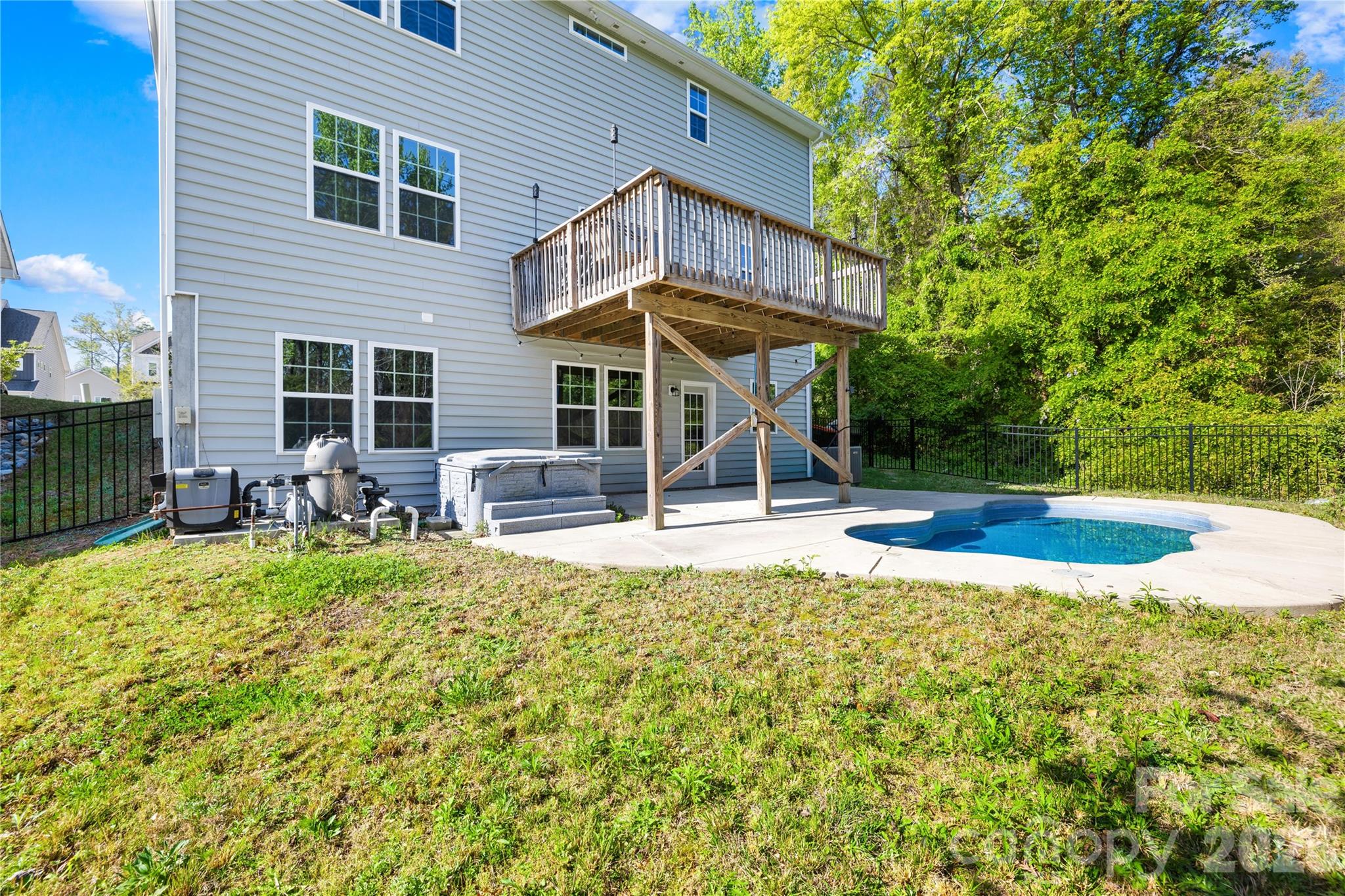 1072 Willow Bend Drive Property Photo 33