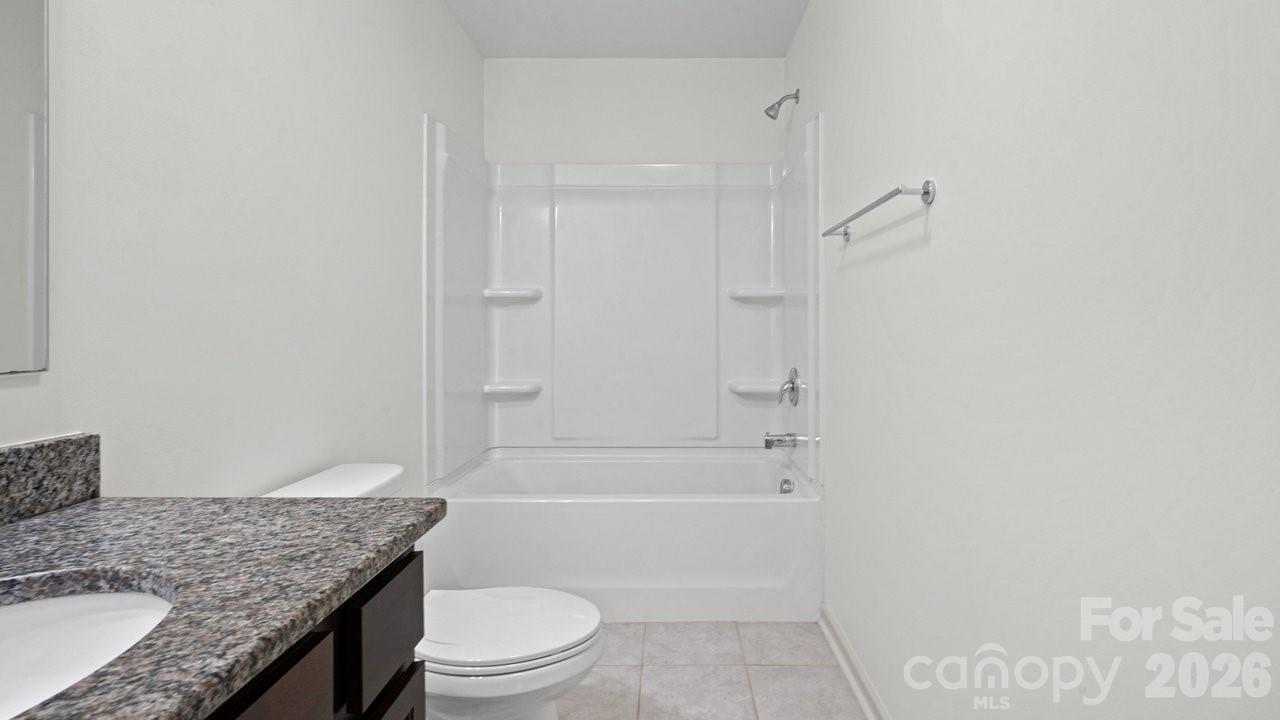 122 Canada Drive 44 Property Photo 19