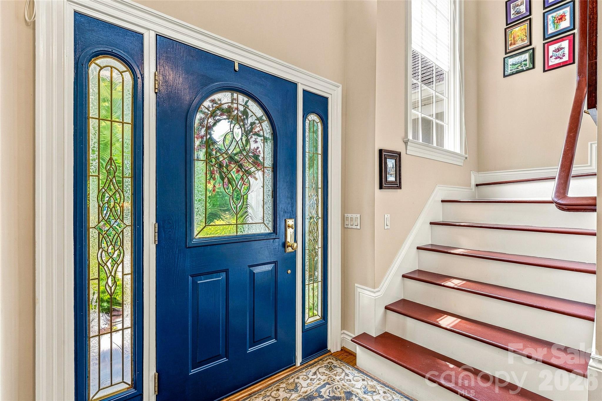 11 Tiverton Lane Property Photo 3