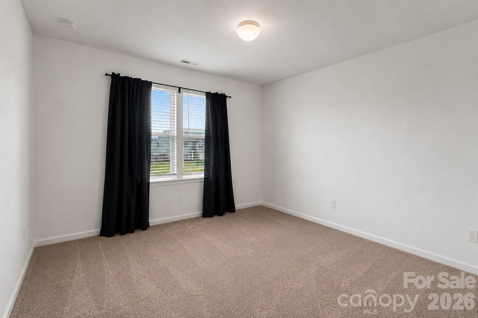 427 Amberly Circle 39 Property Photo 12