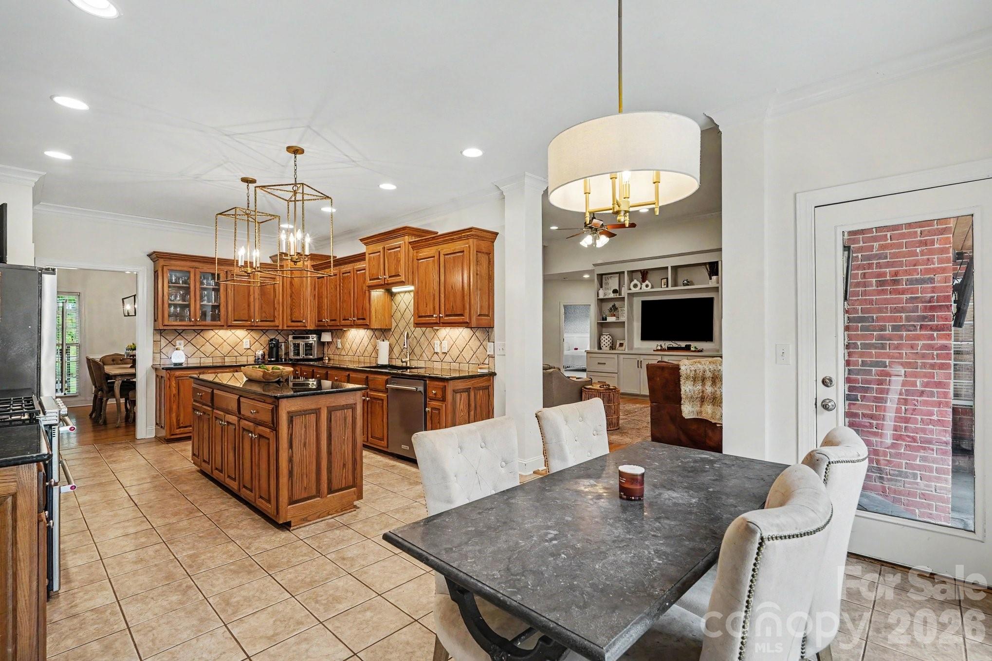 3204 E Lawyers Road Property Photo 14