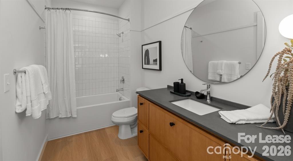 300 E 36th Street A3 Property Photo 33