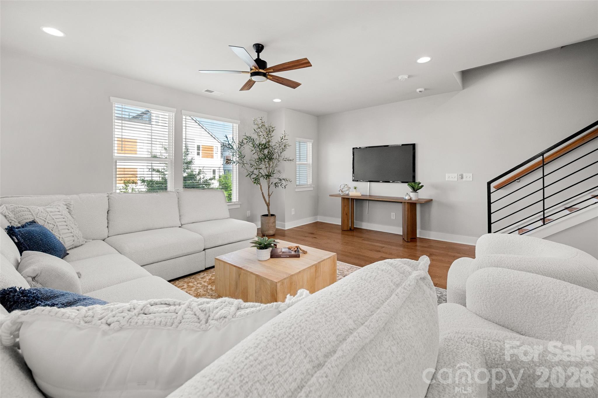2104 Bryant Park Drive Property Photo 17
