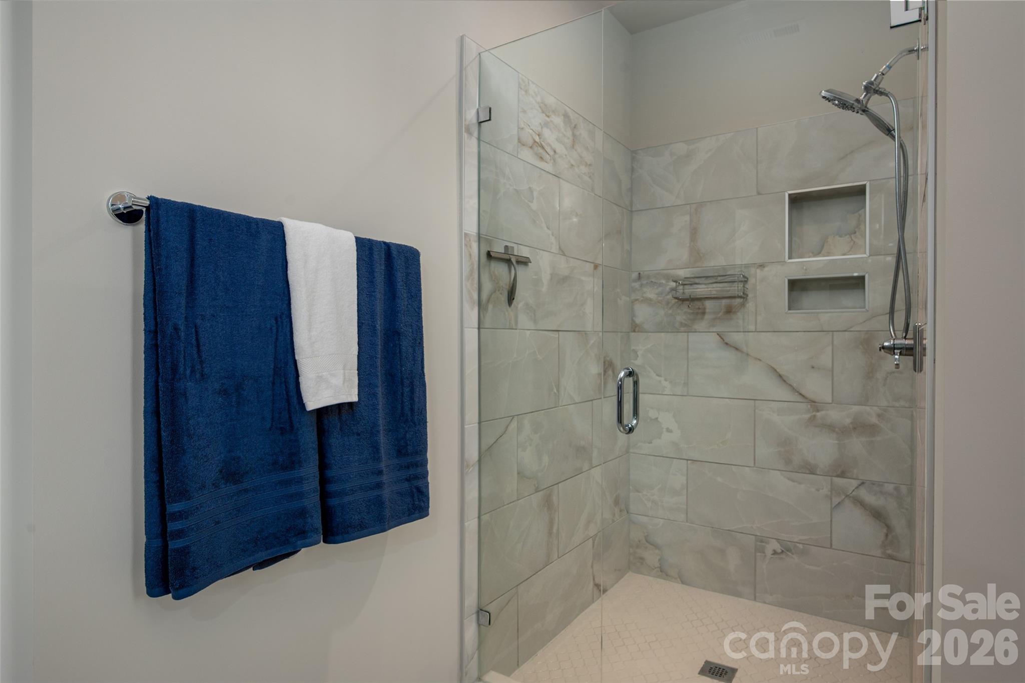 2104 Bryant Park Drive Property Photo 25