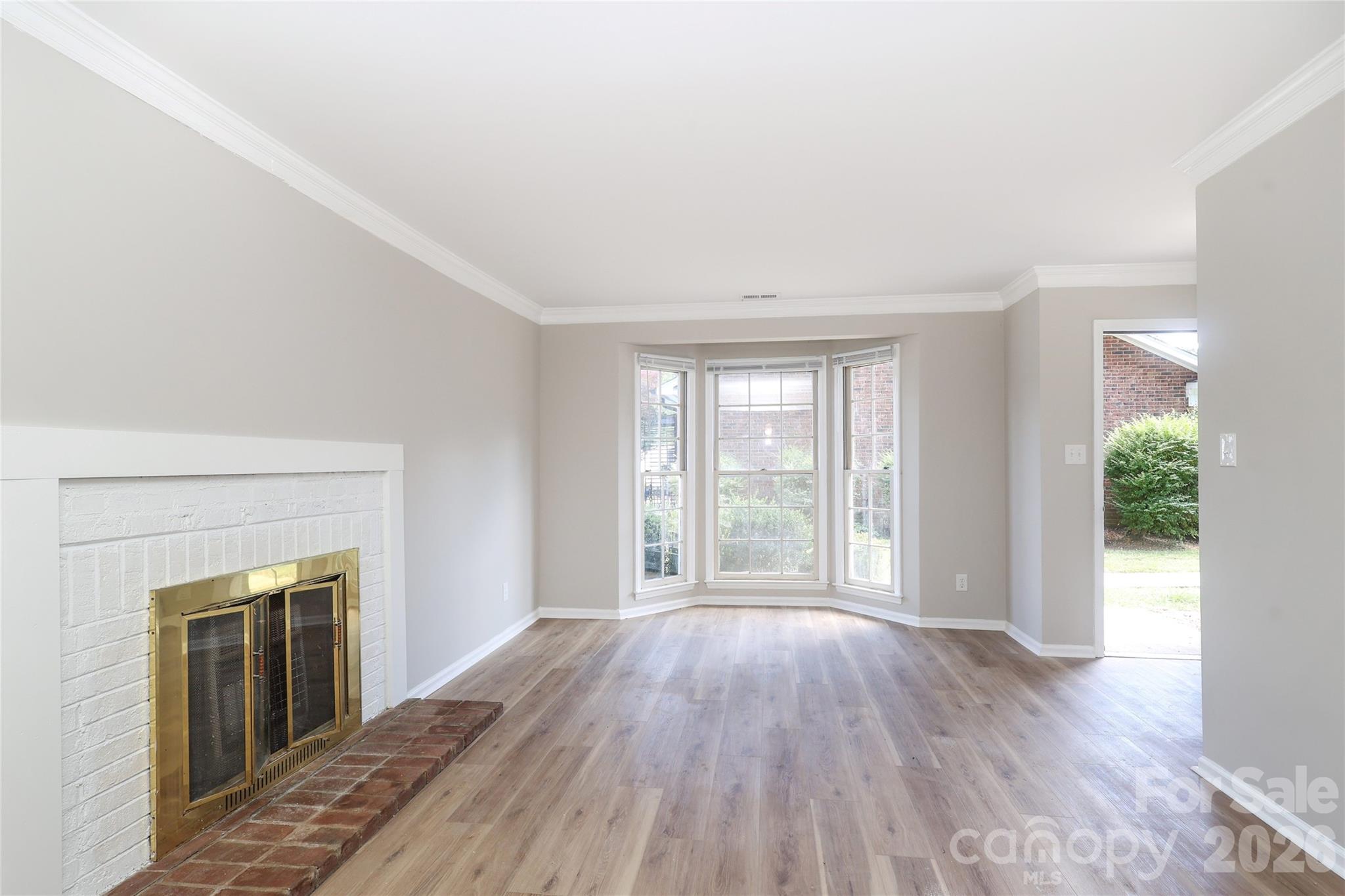 1214 E Franklin Boulevard A Property Photo 4