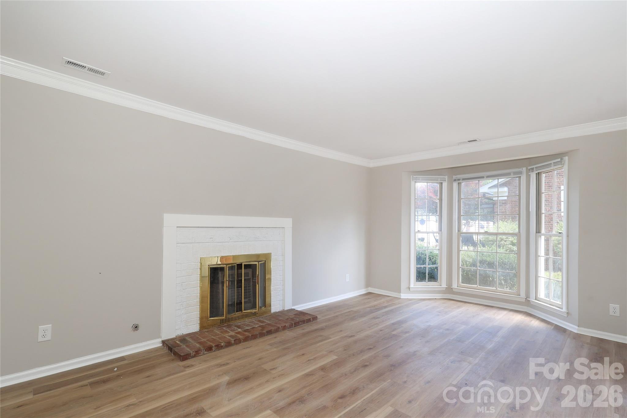 1214 E Franklin Boulevard A Property Photo 5
