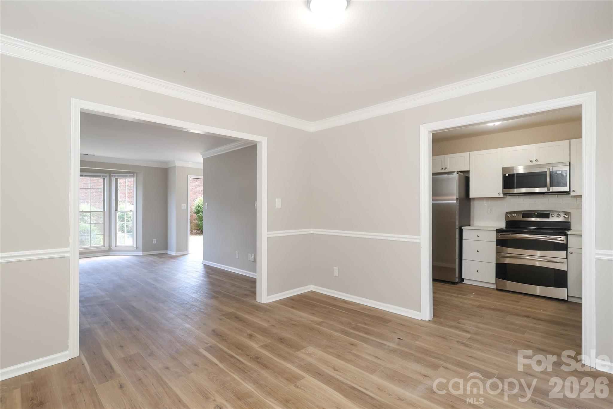 1214 E Franklin Boulevard A Property Photo 9