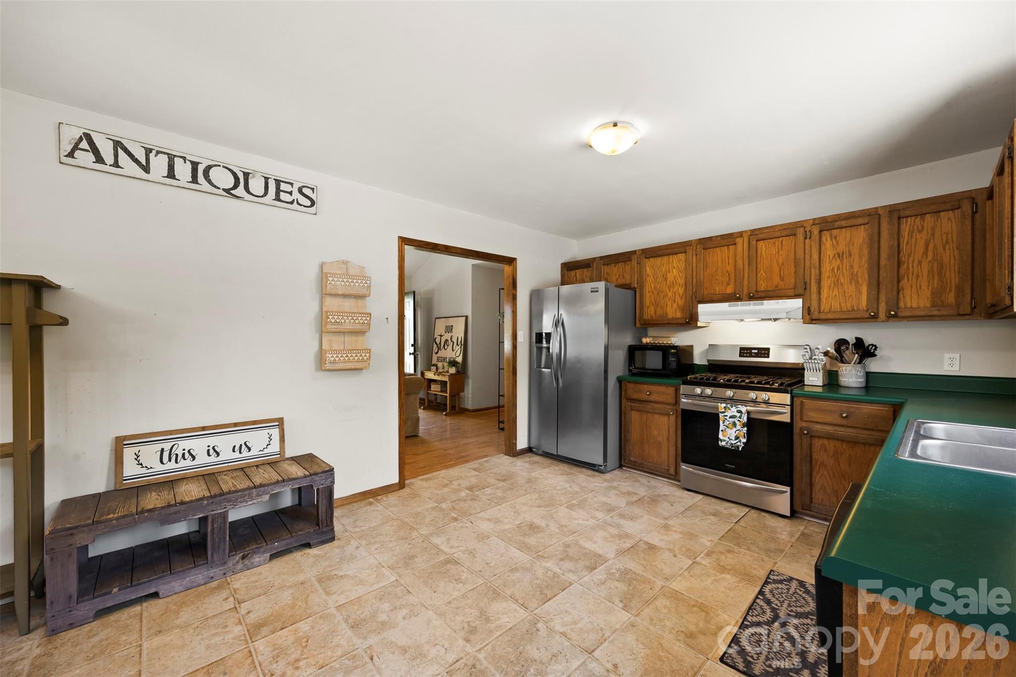 2600 Filbert Highway Property Photo 6