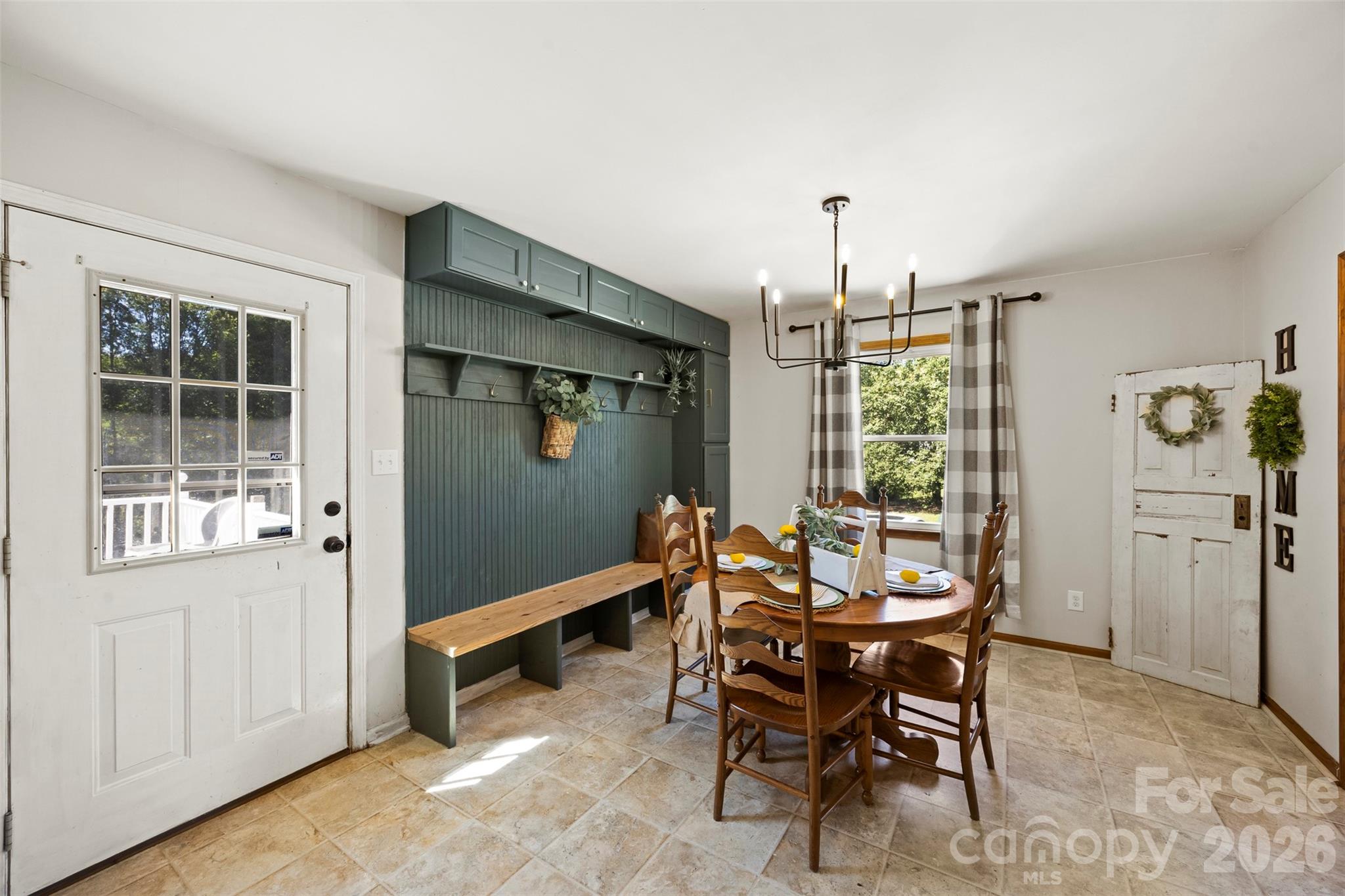 2600 Filbert Highway Property Photo 8