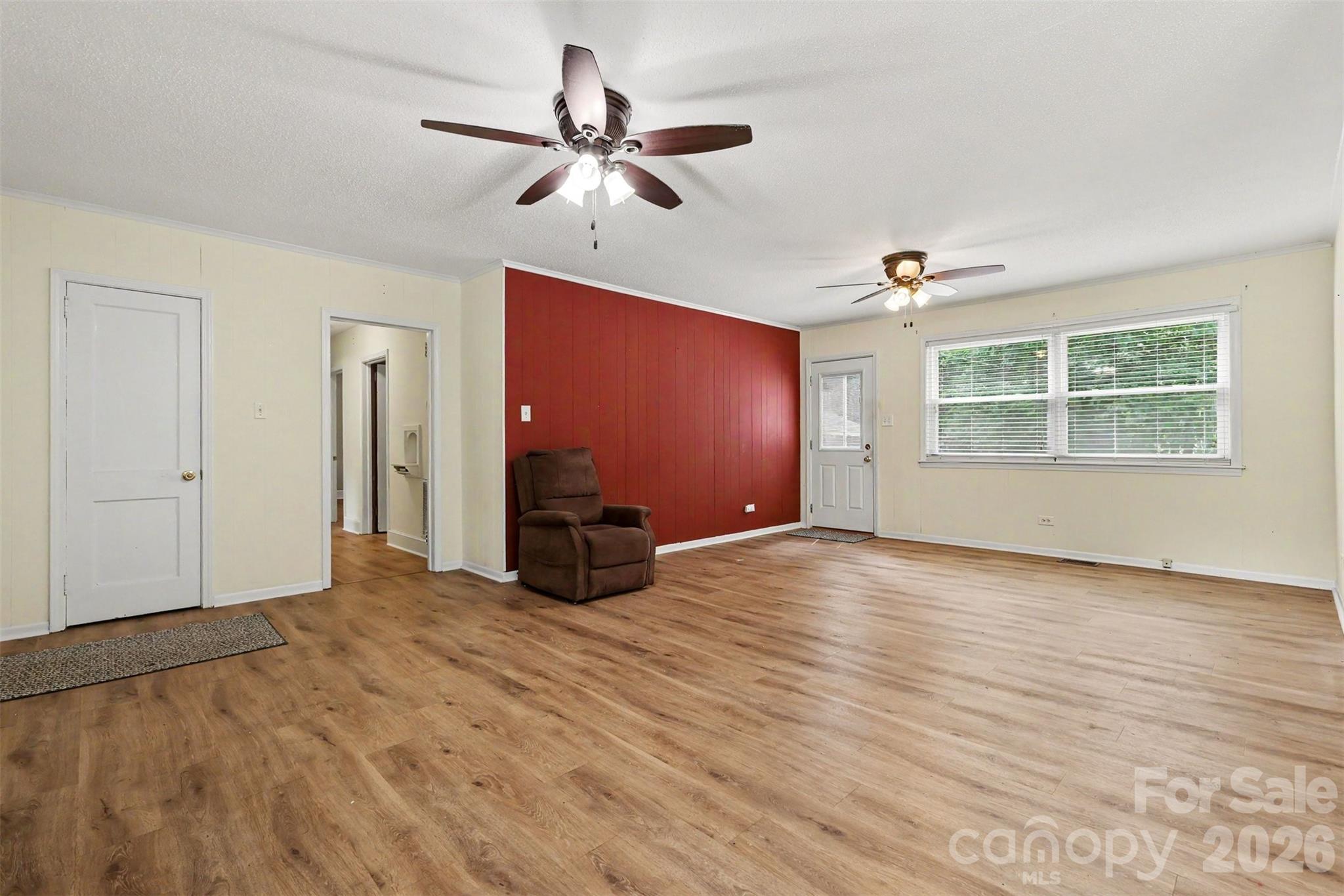 217 Oakwood Avenue Property Photo 7
