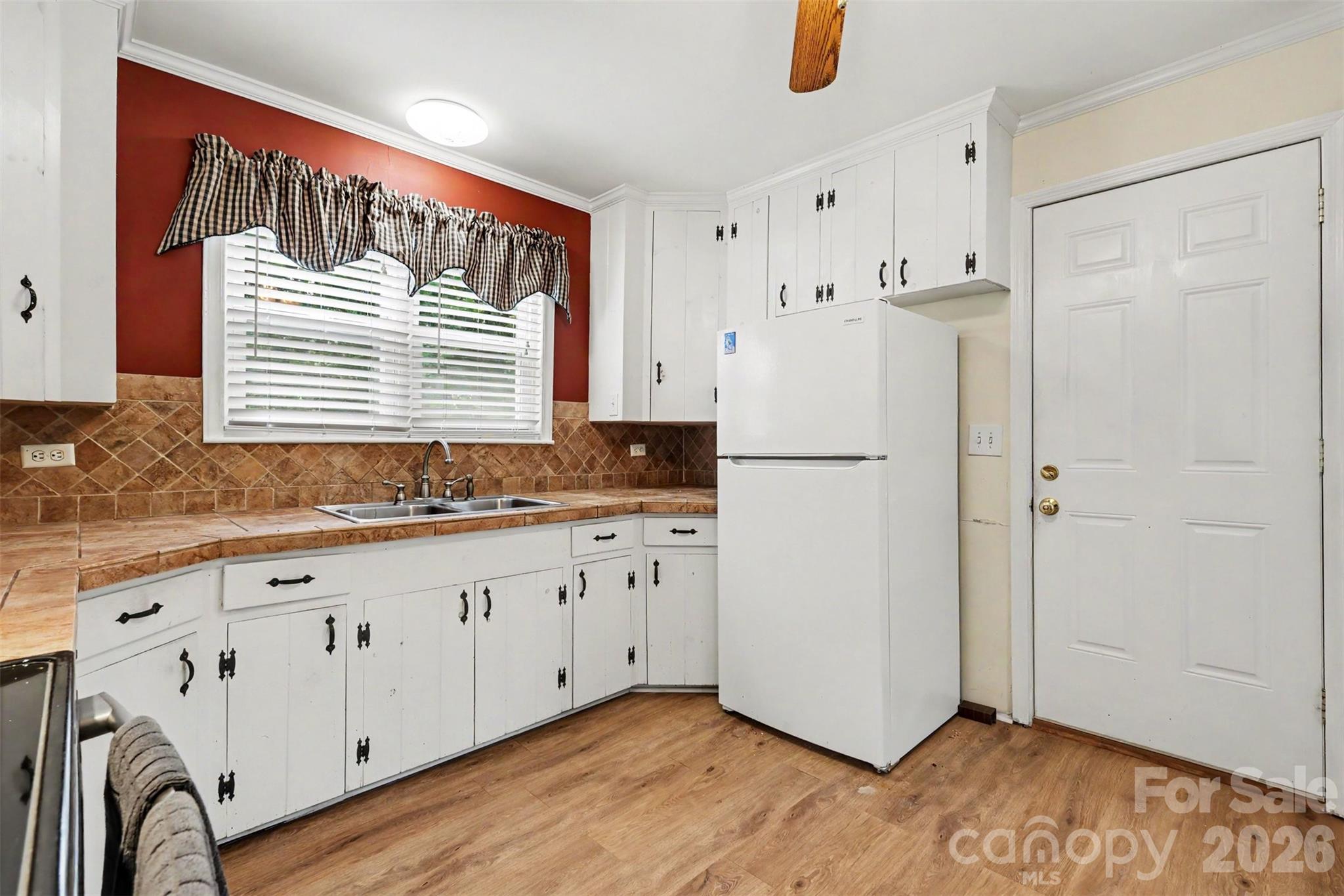 217 Oakwood Avenue Property Photo 18