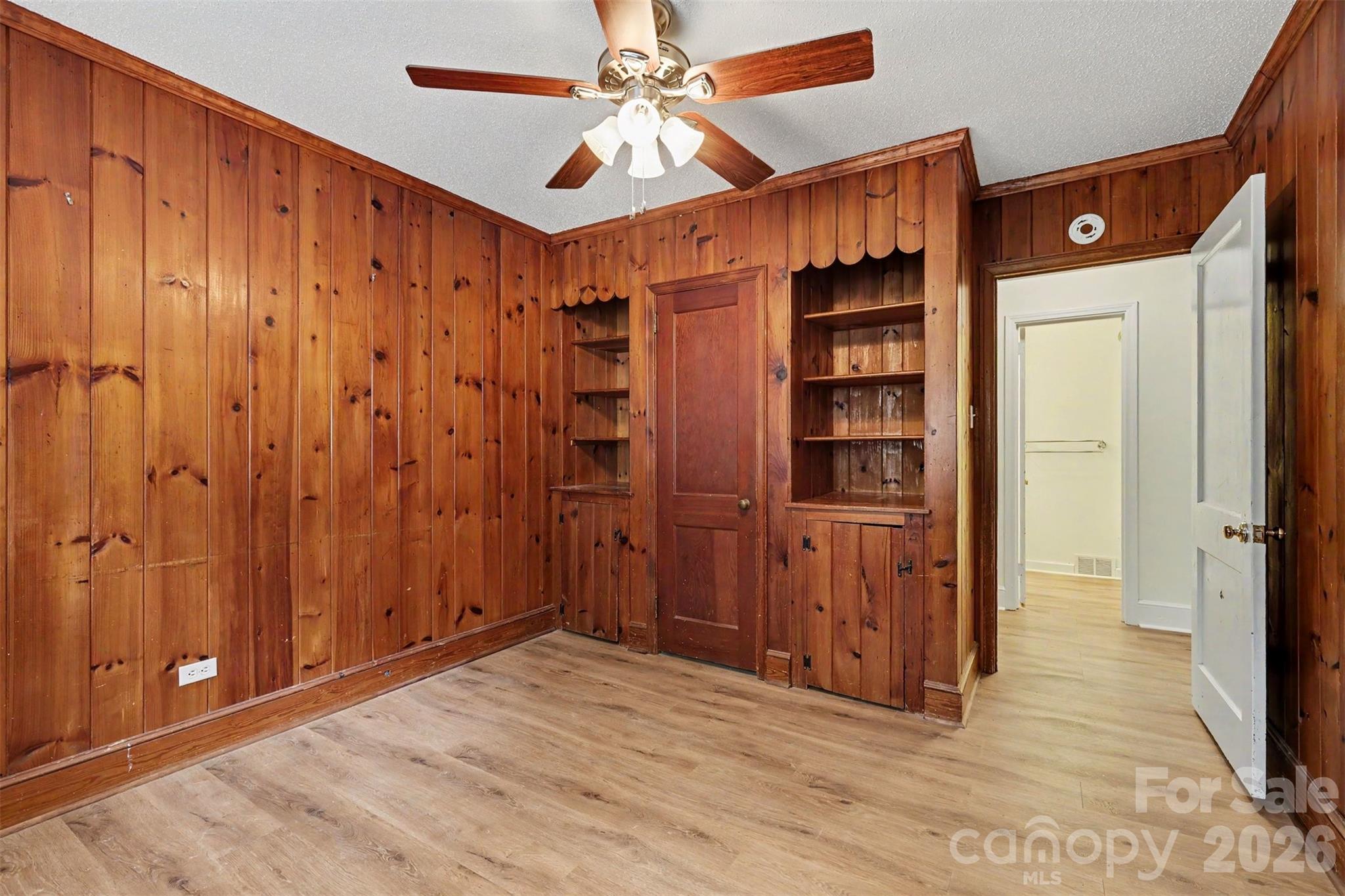 217 Oakwood Avenue Property Photo 33