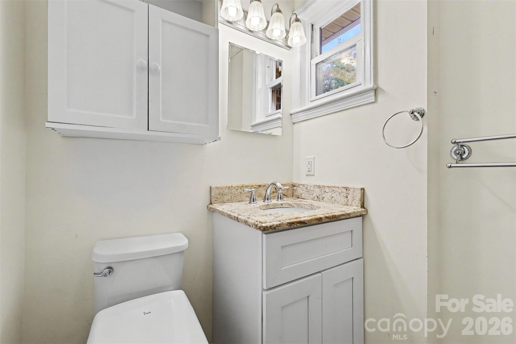 217 Oakwood Avenue Property Photo 36