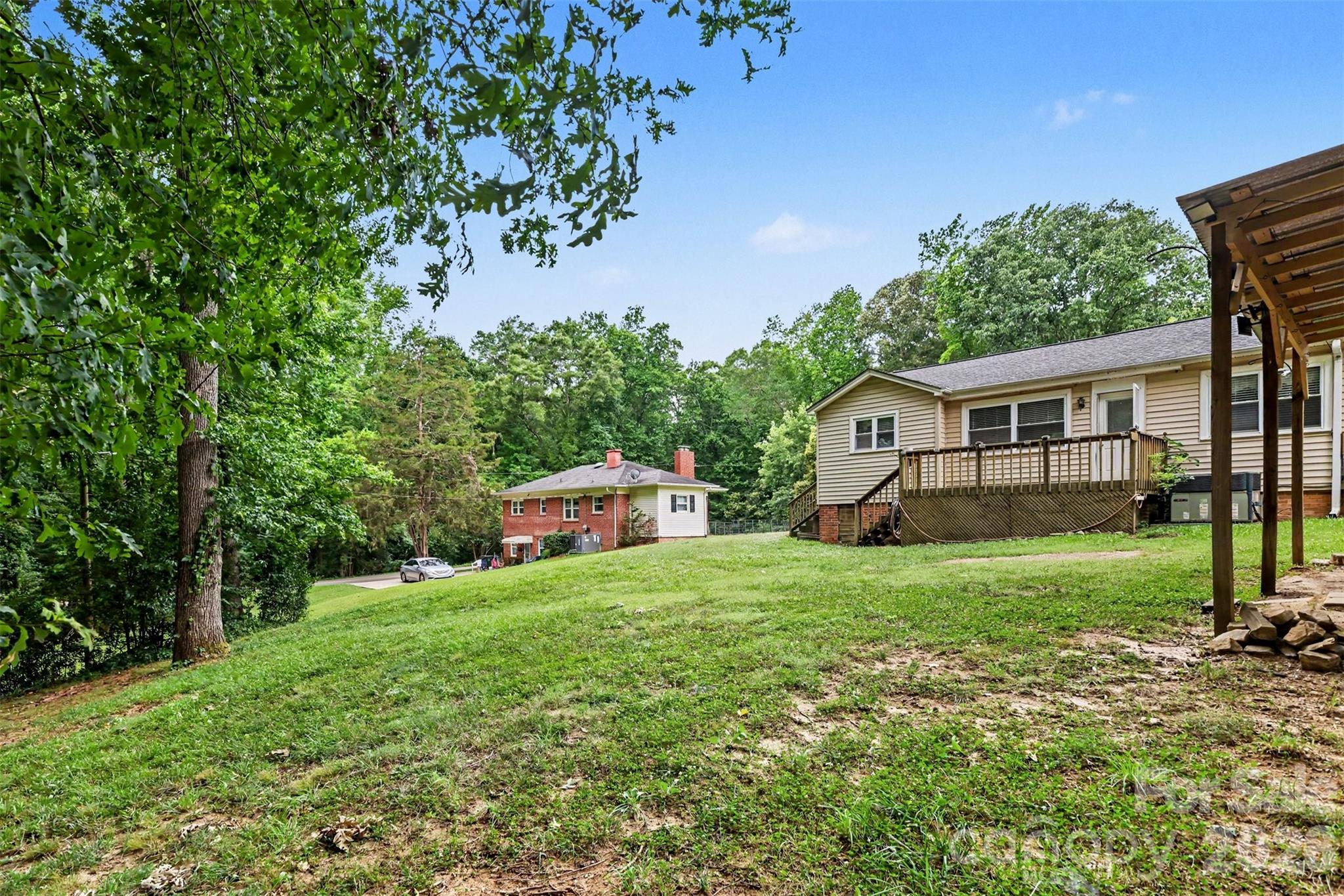 217 Oakwood Avenue Property Photo 40