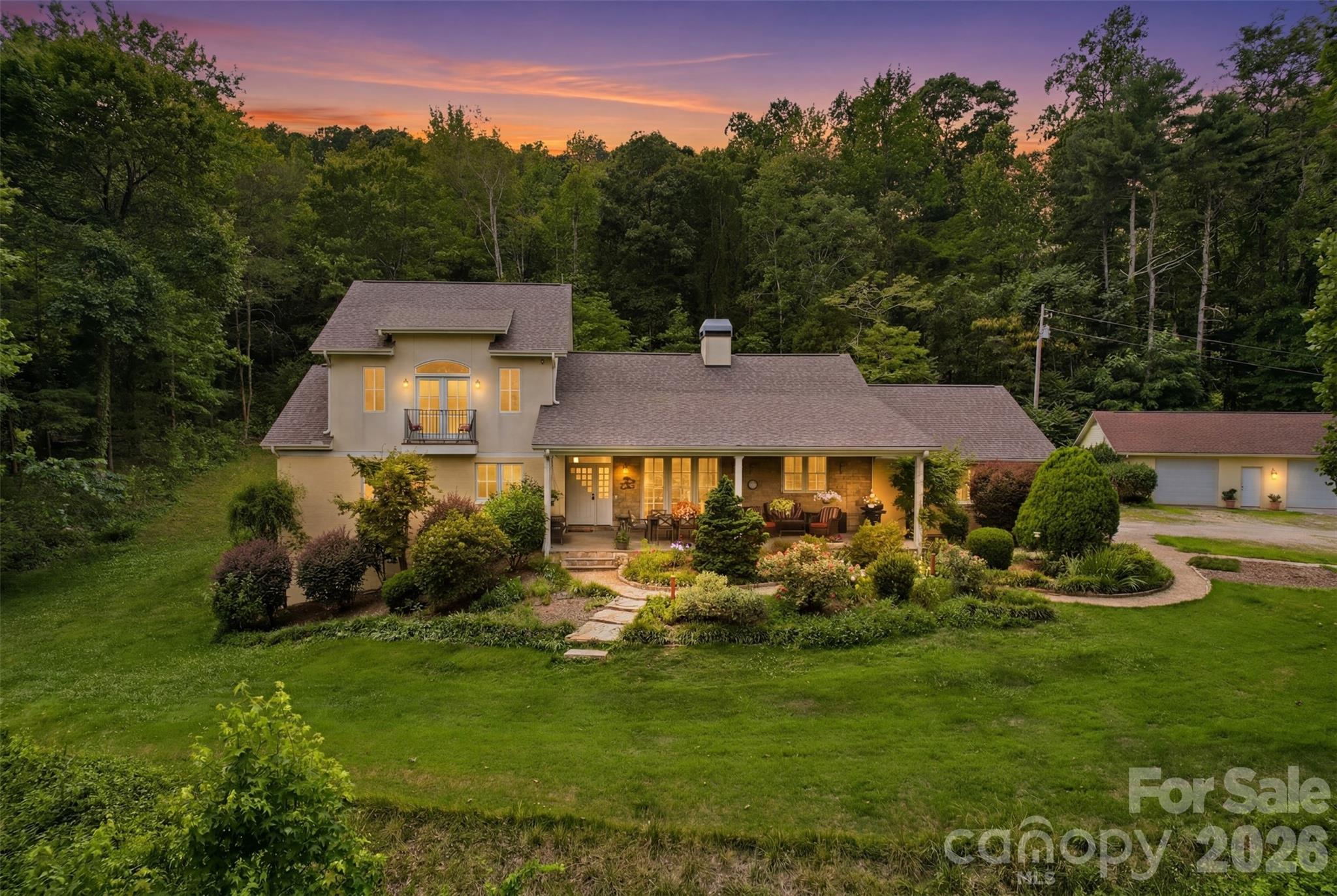811 Butter Street Property Photo 1