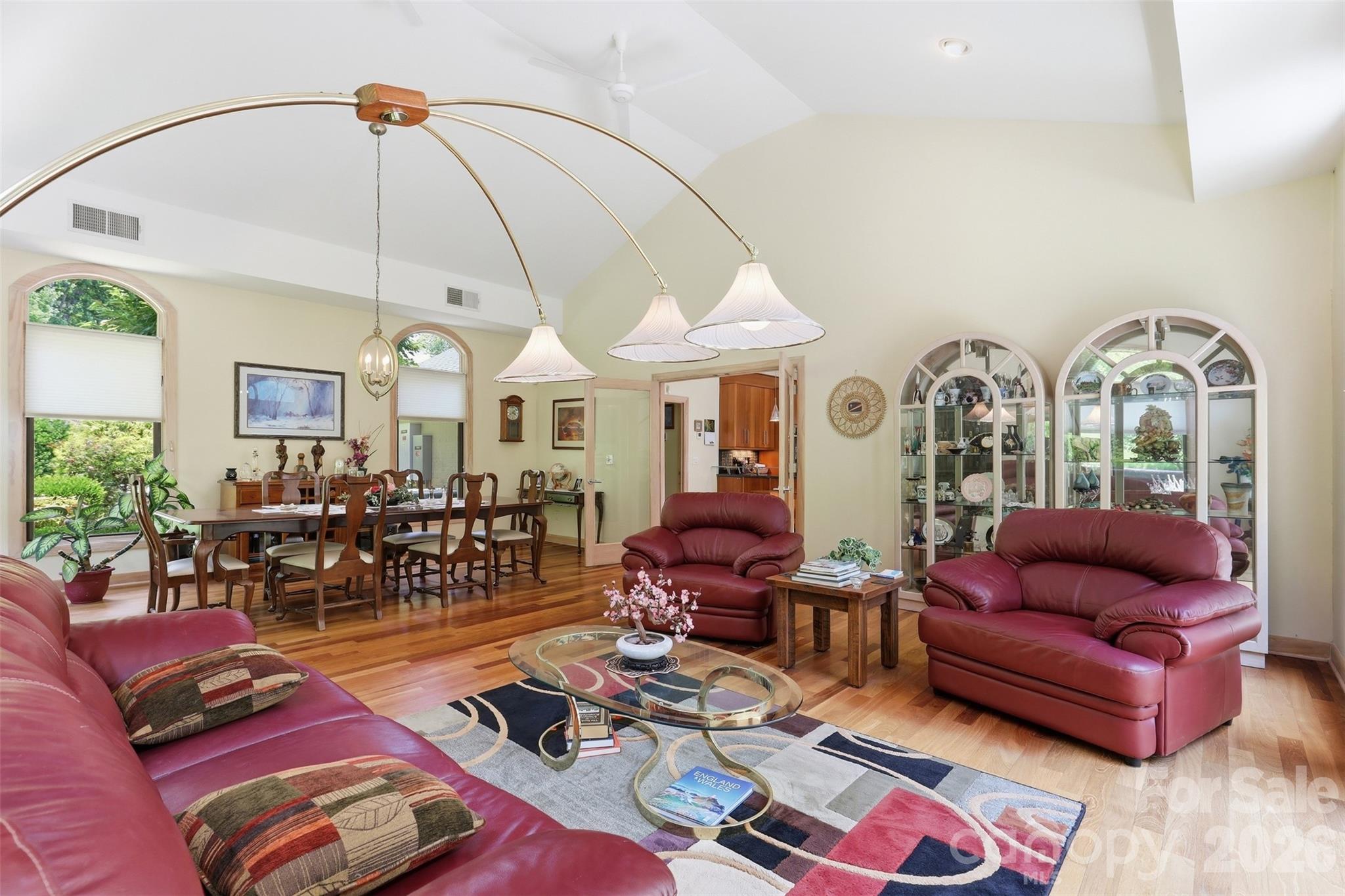 811 Butter Street Property Photo 8
