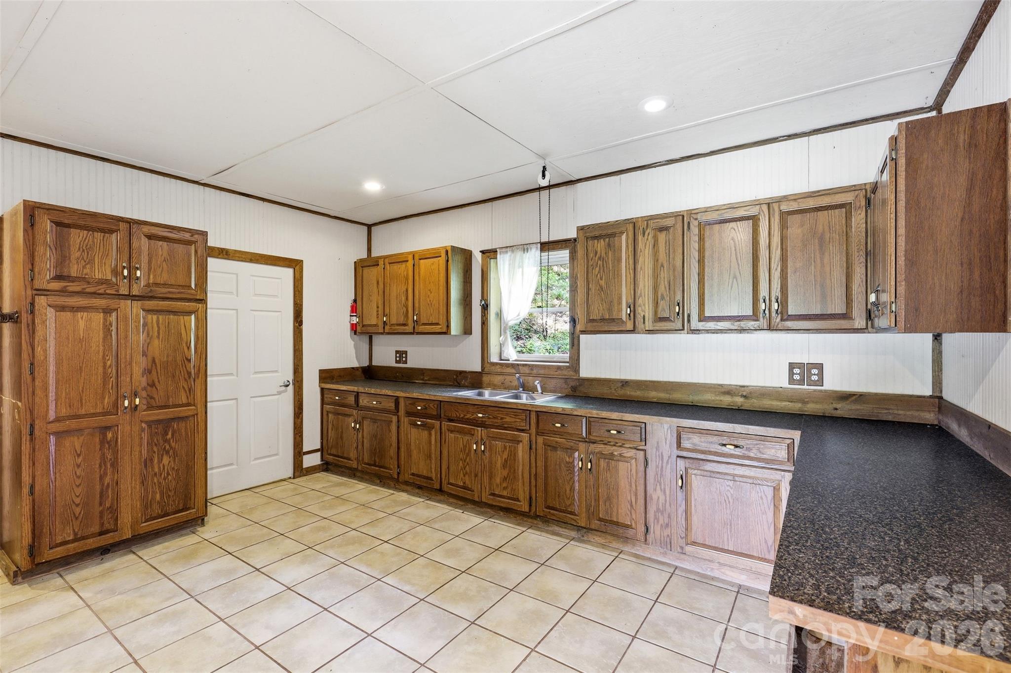 811 Butter Street Property Photo 37