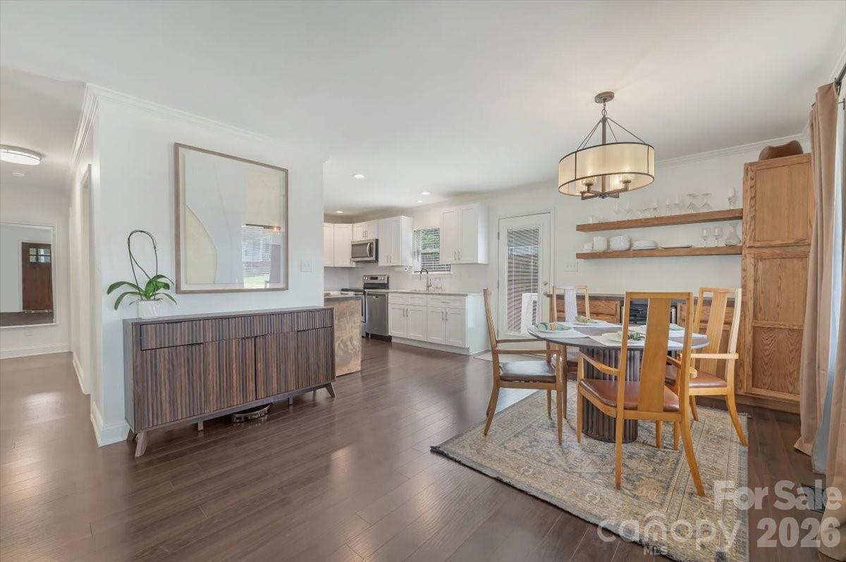 500 Katonah Avenue Property Photo 3