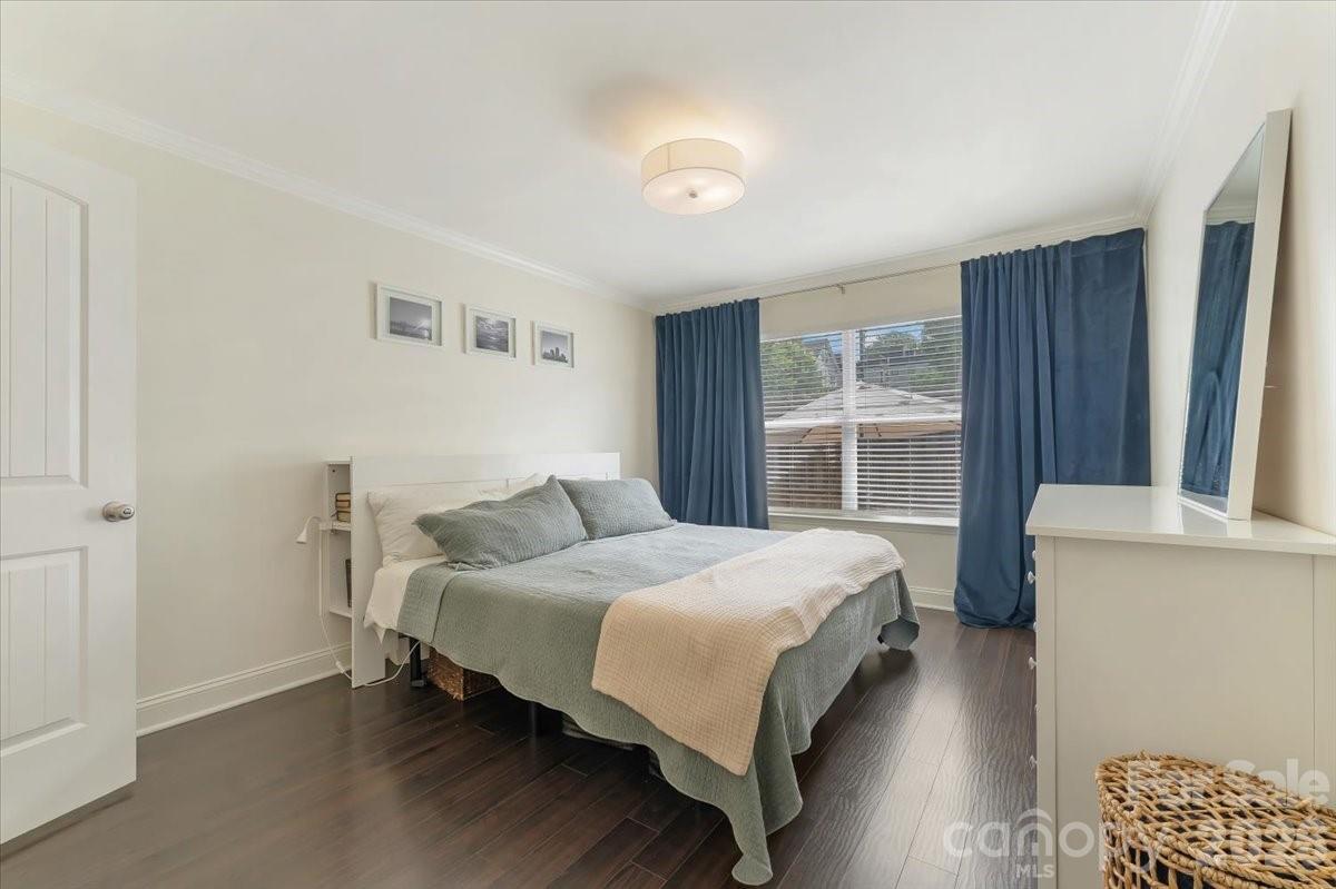 500 Katonah Avenue Property Photo 14