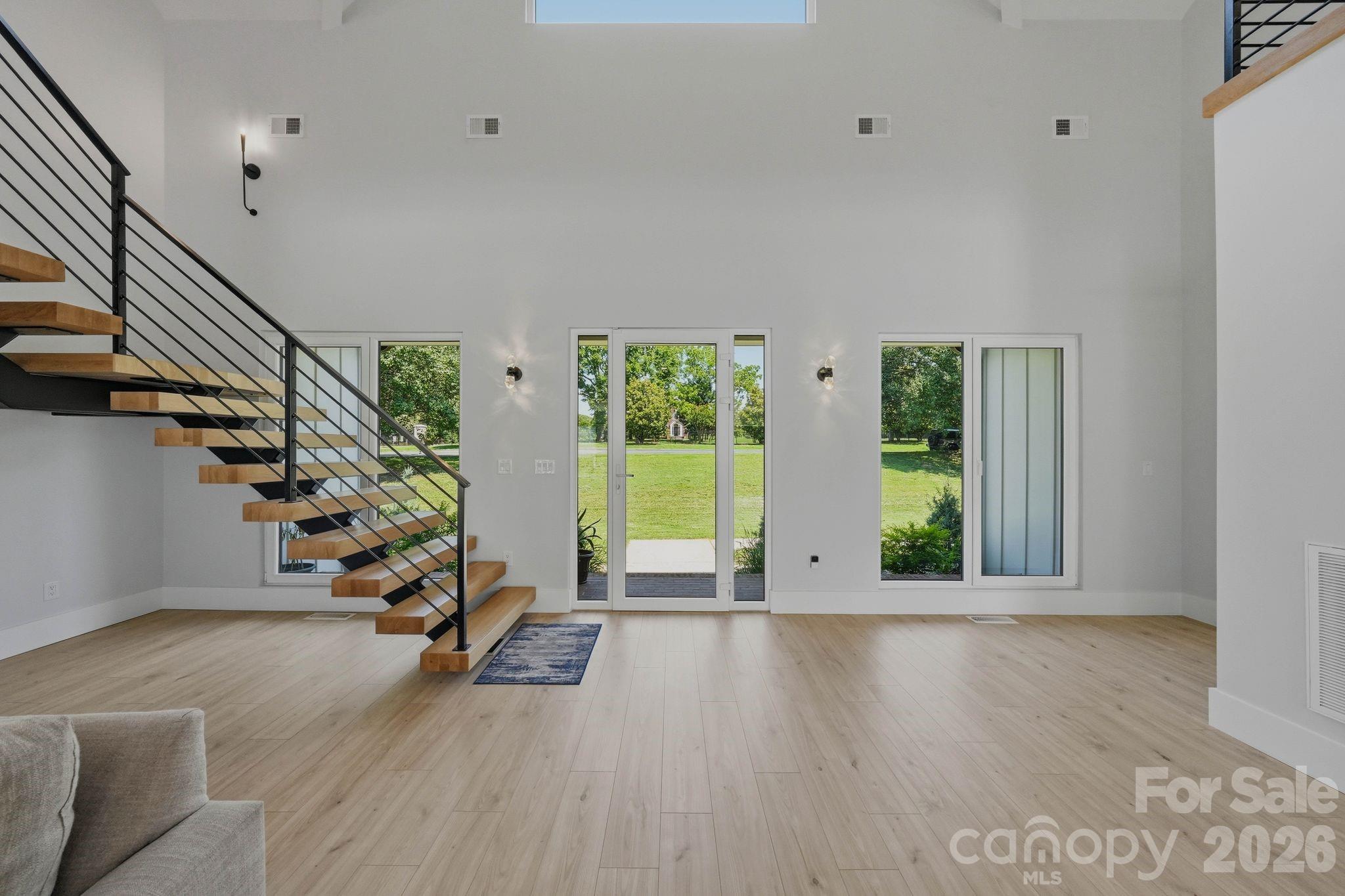 1120 Baron Road Property Photo 5
