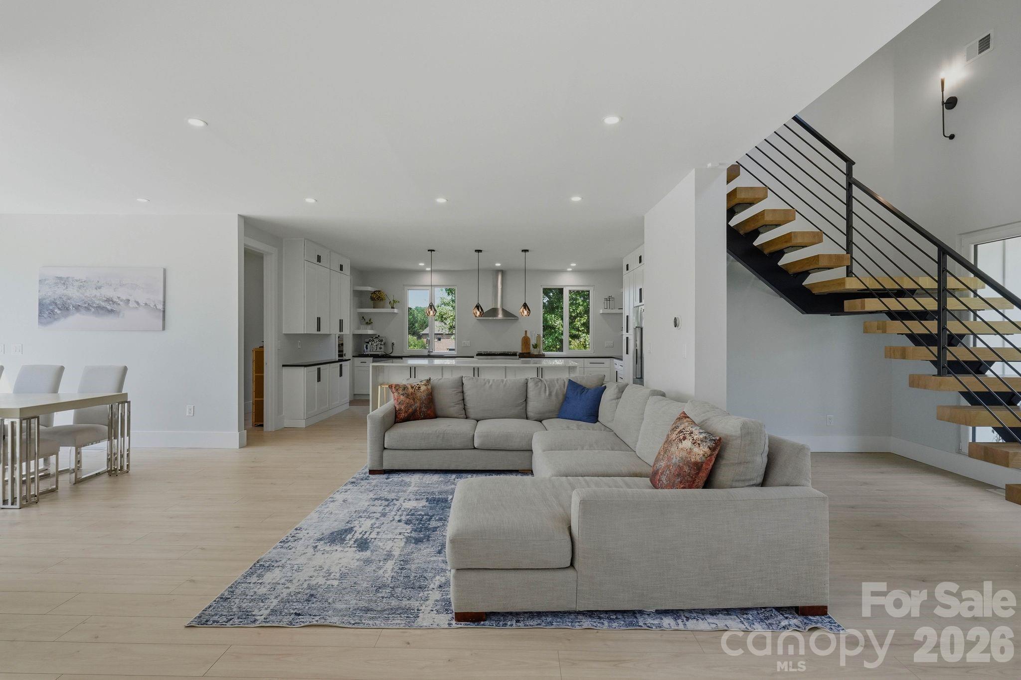 1120 Baron Road Property Photo 8