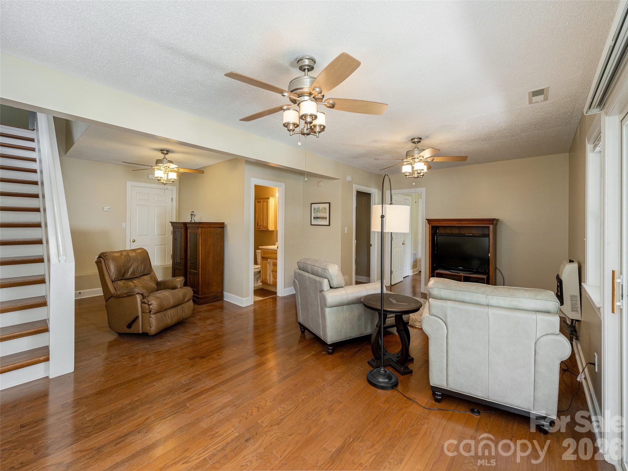 171 Ashefield Court Property Photo 25