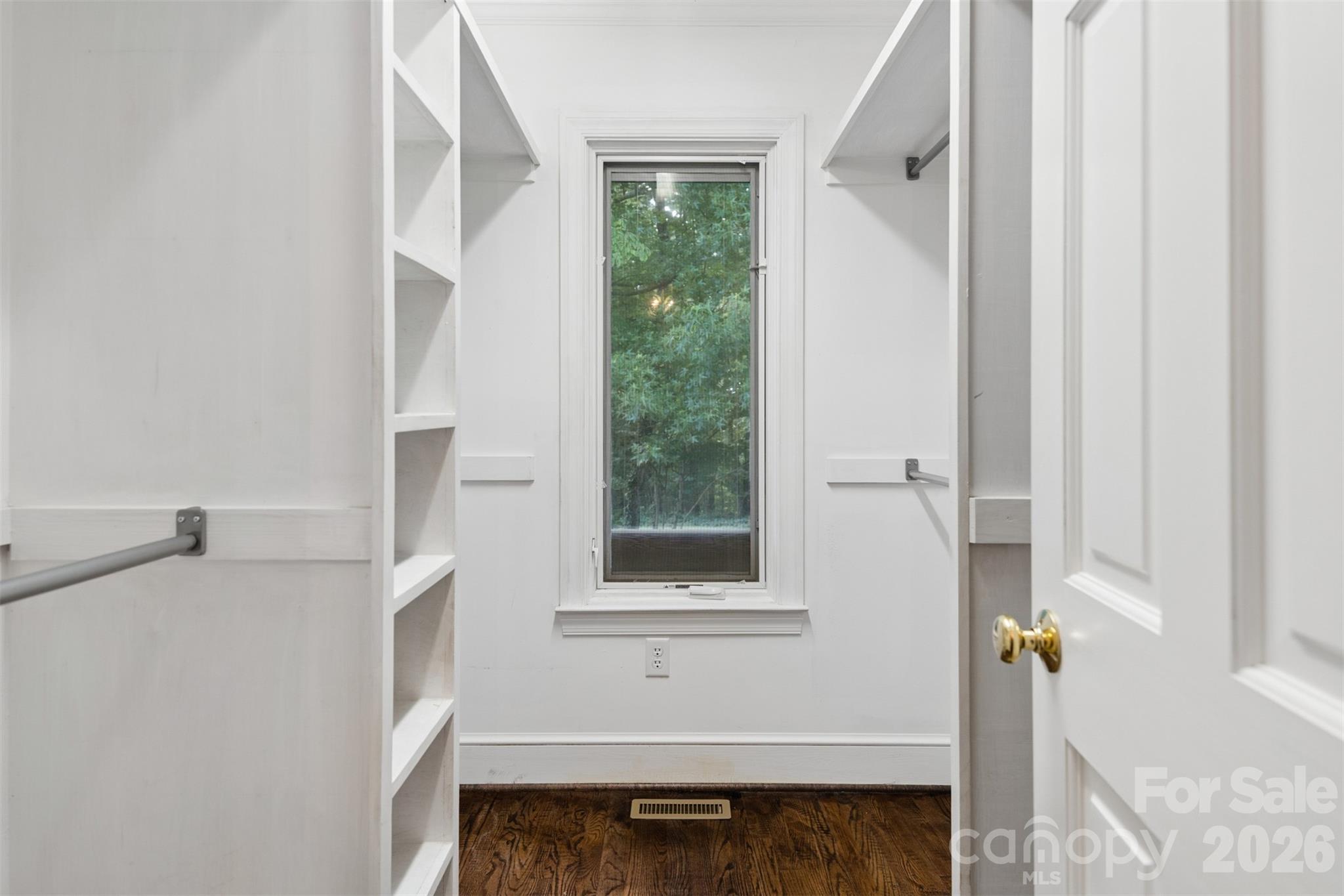 55 First Street Property Photo 12