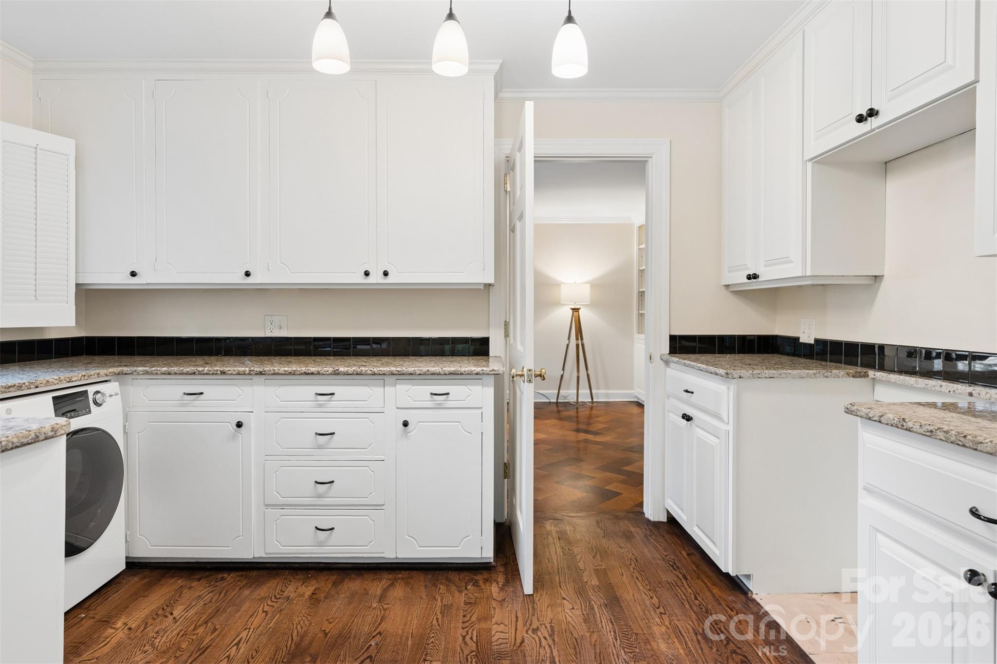 55 First Street Property Photo 17