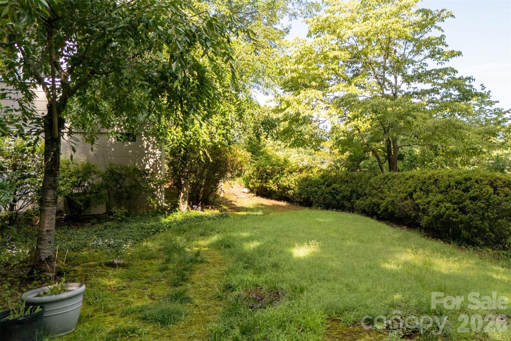 55 First Street Property Photo 27