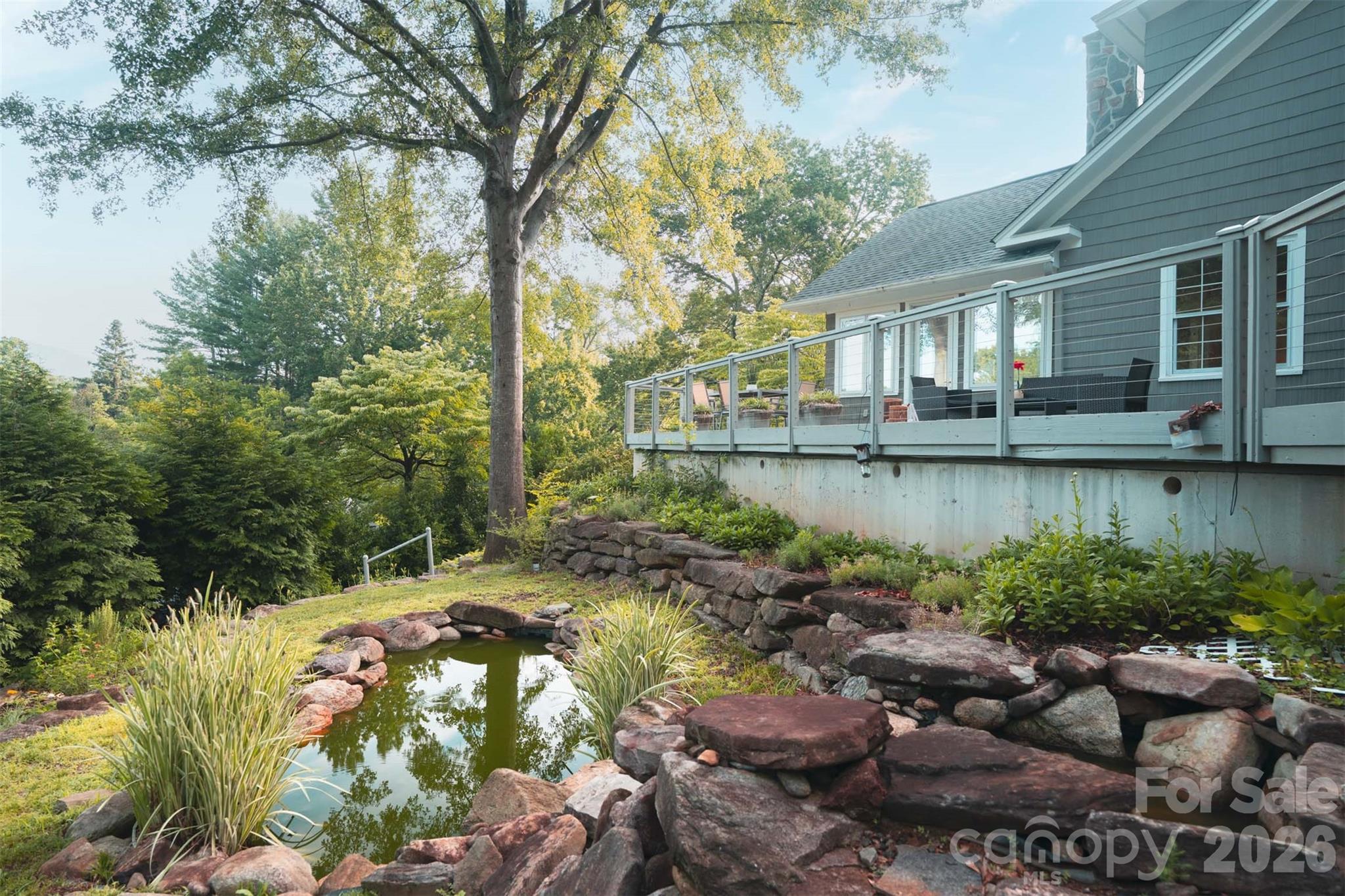 55 First Street Property Photo 28
