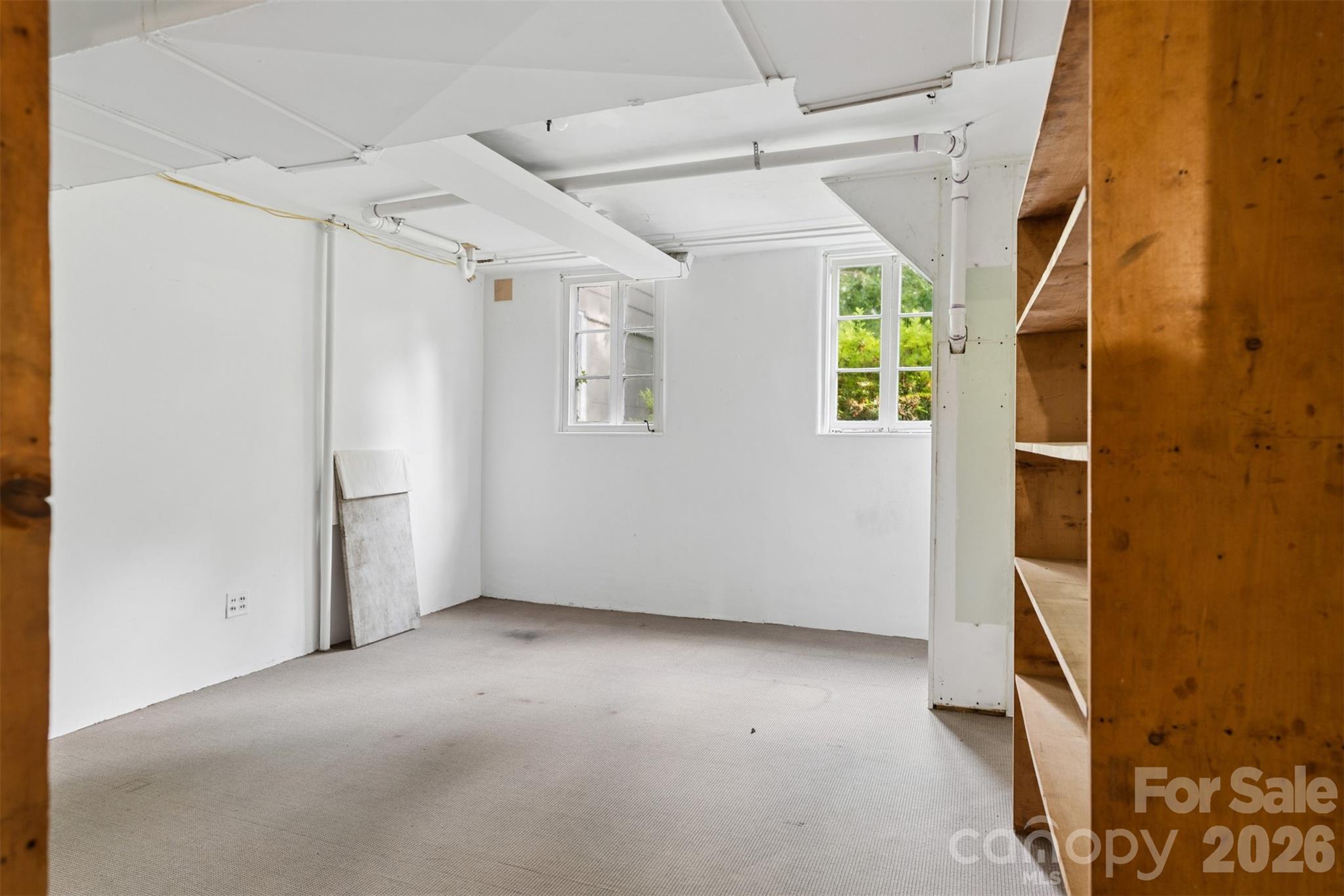 55 First Street Property Photo 33