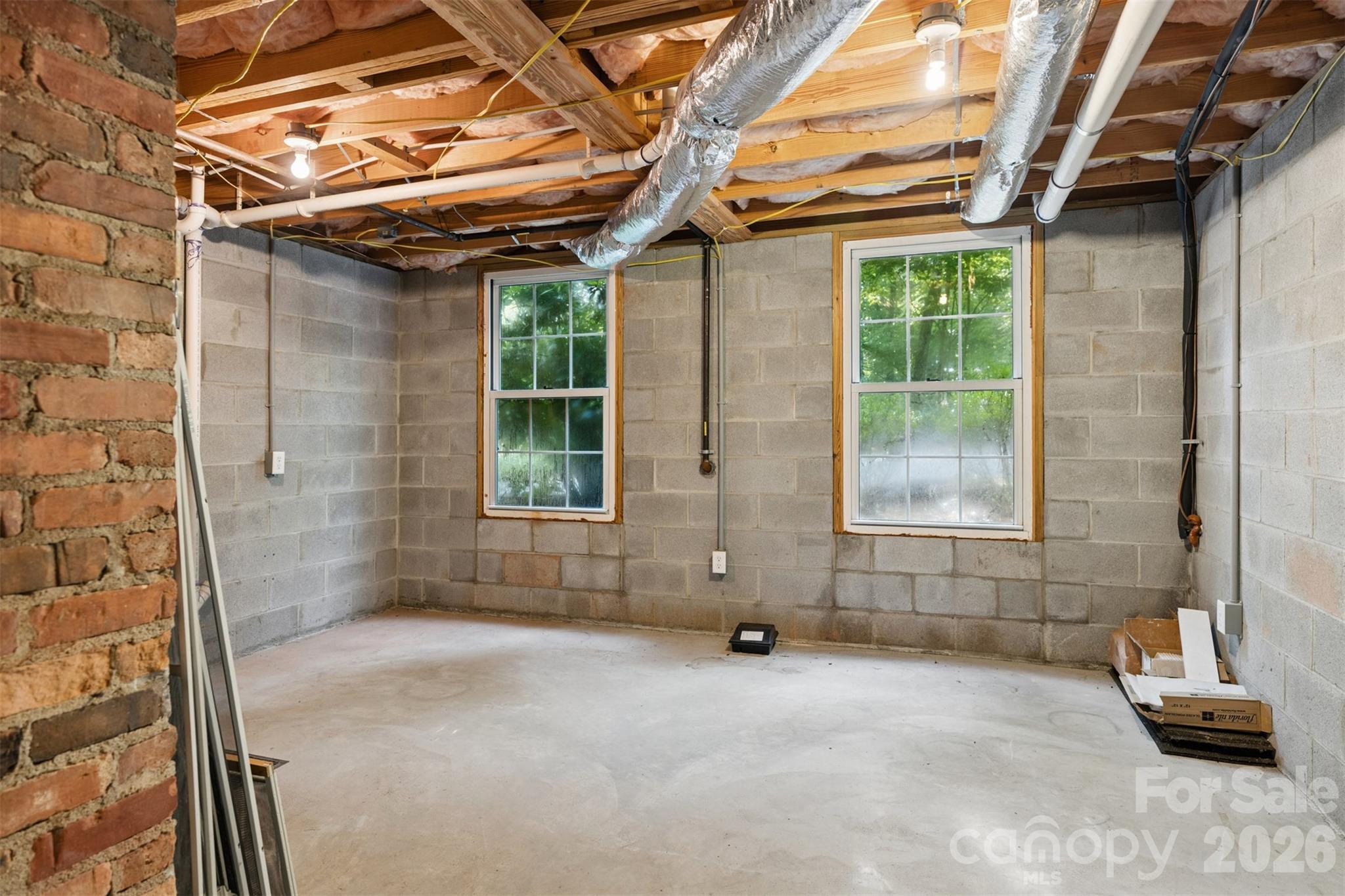 55 First Street Property Photo 34