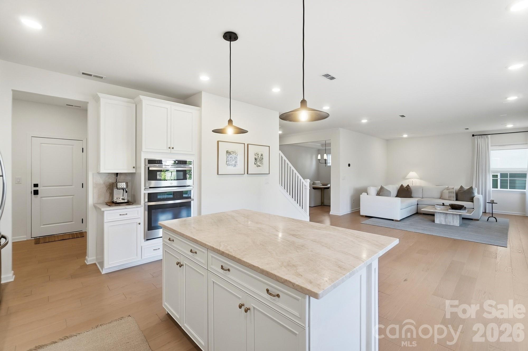 4215 Poplin Grove Drive Property Photo 10