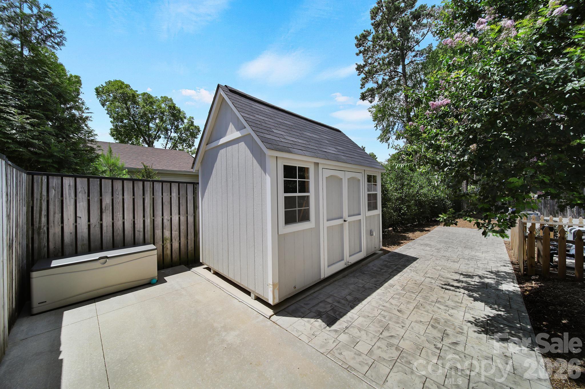 6218 Cory Bret Lane Property Photo 8