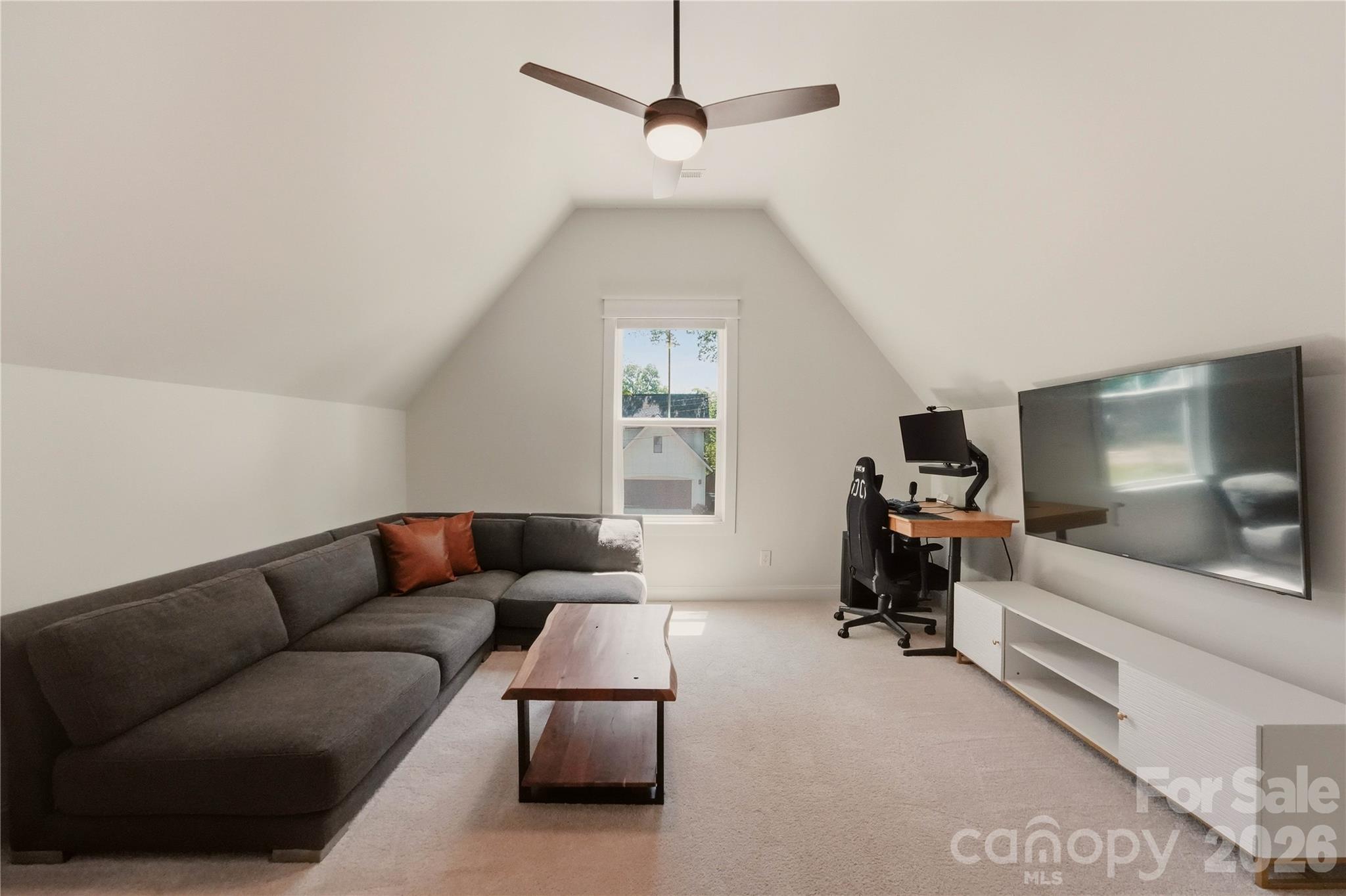 1222 Gaston Street Property Photo 7