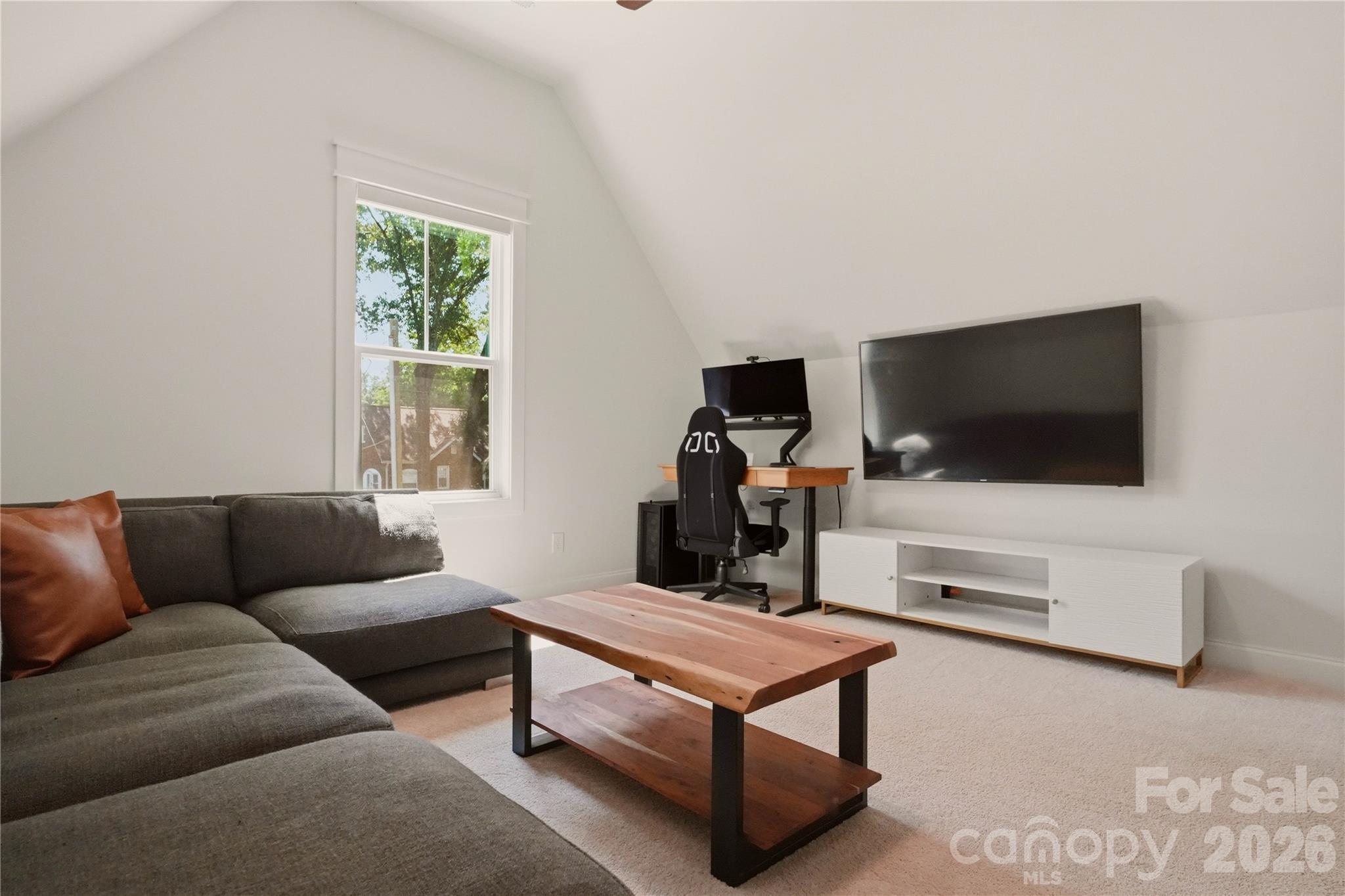 1222 Gaston Street Property Photo 8