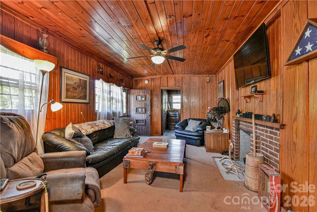 415 Weaverville Road 59 1/2 Pt 59 & Pt 60 Property Photo 36