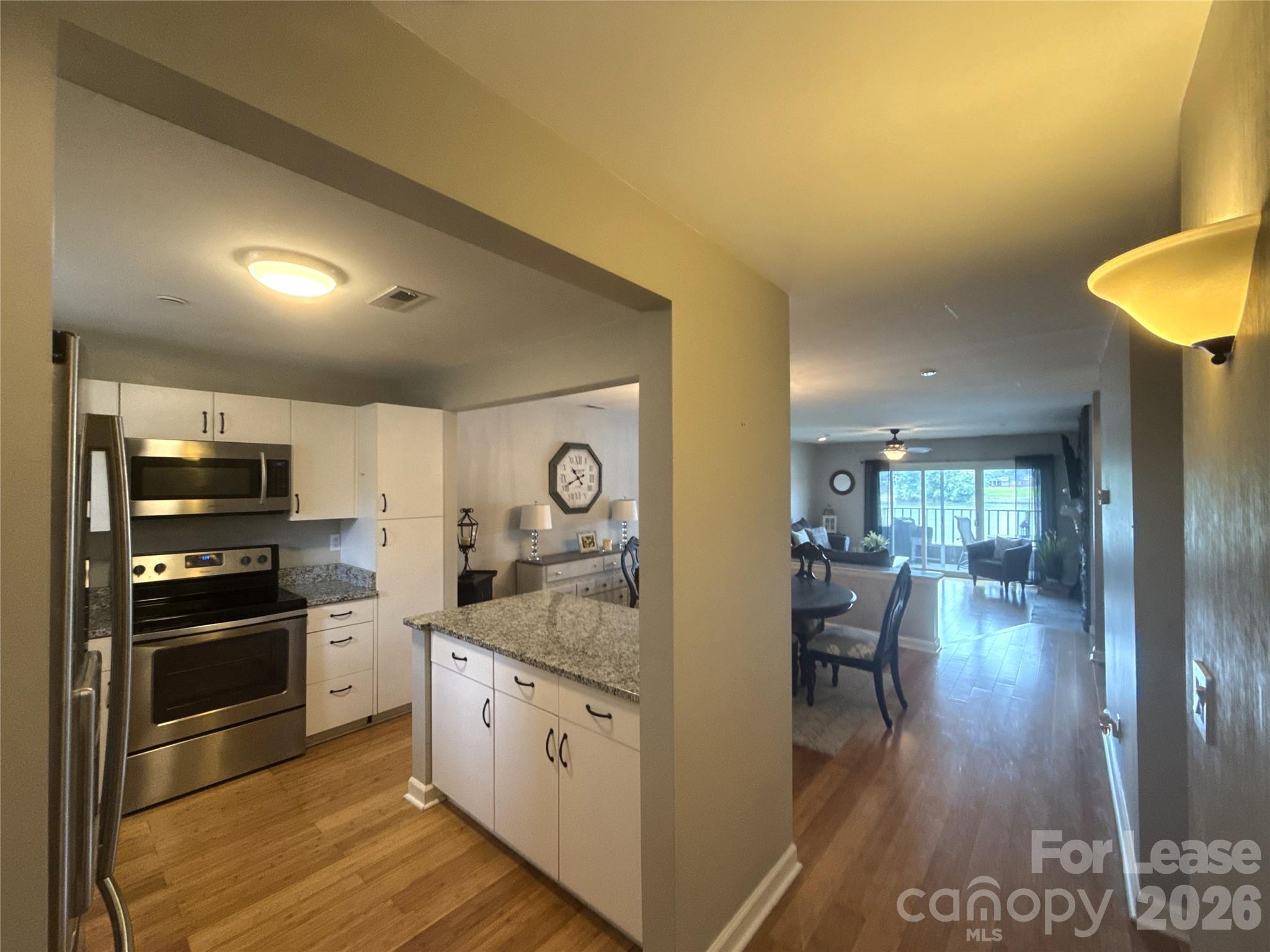 9817 Emerald Point Drive 8 Property Photo 2
