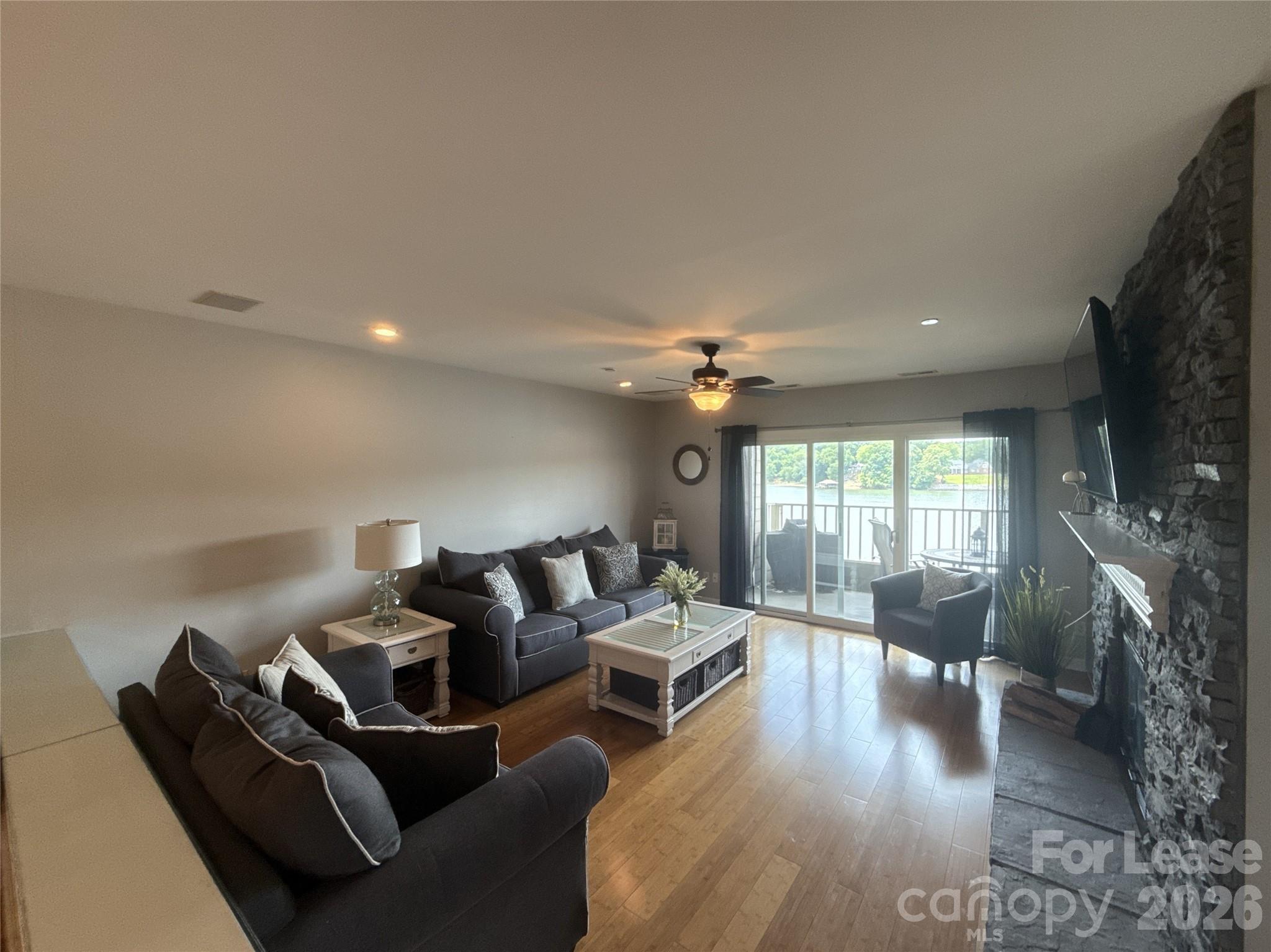 9817 Emerald Point Drive 8 Property Photo 8