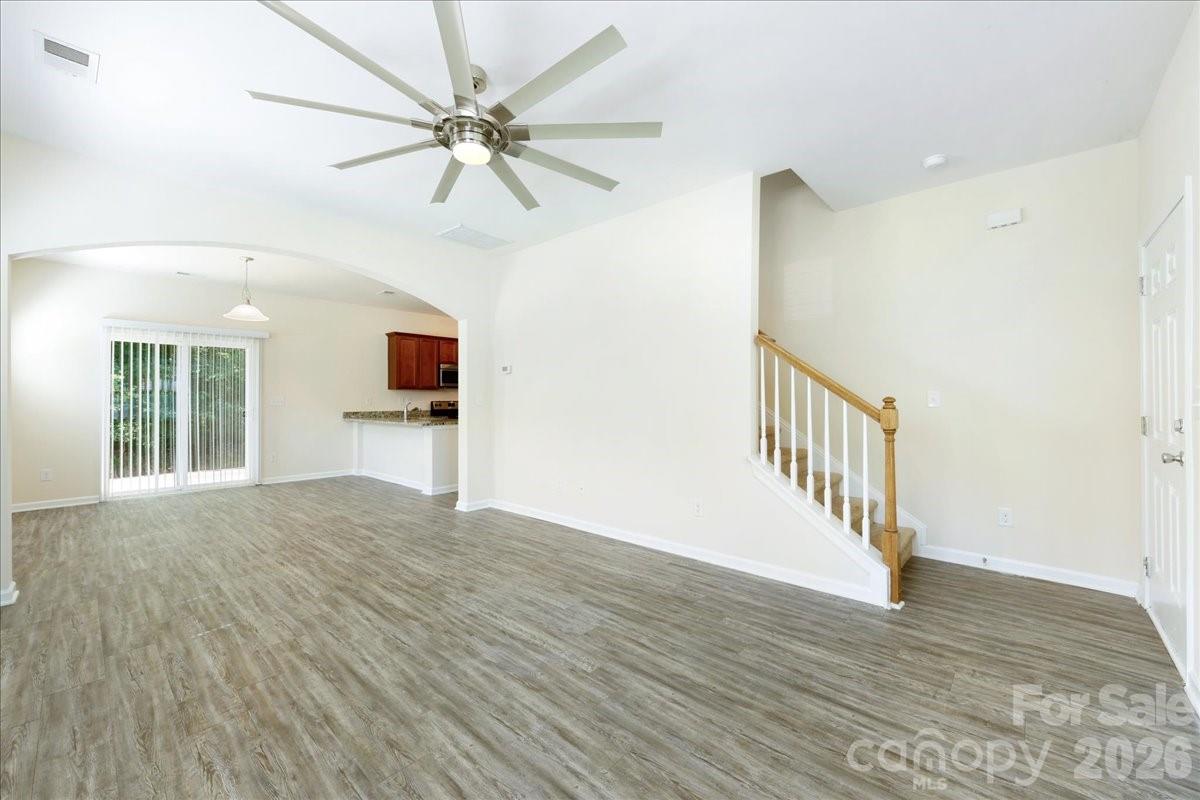 1009 Cedar Village Trail Property Photo 3