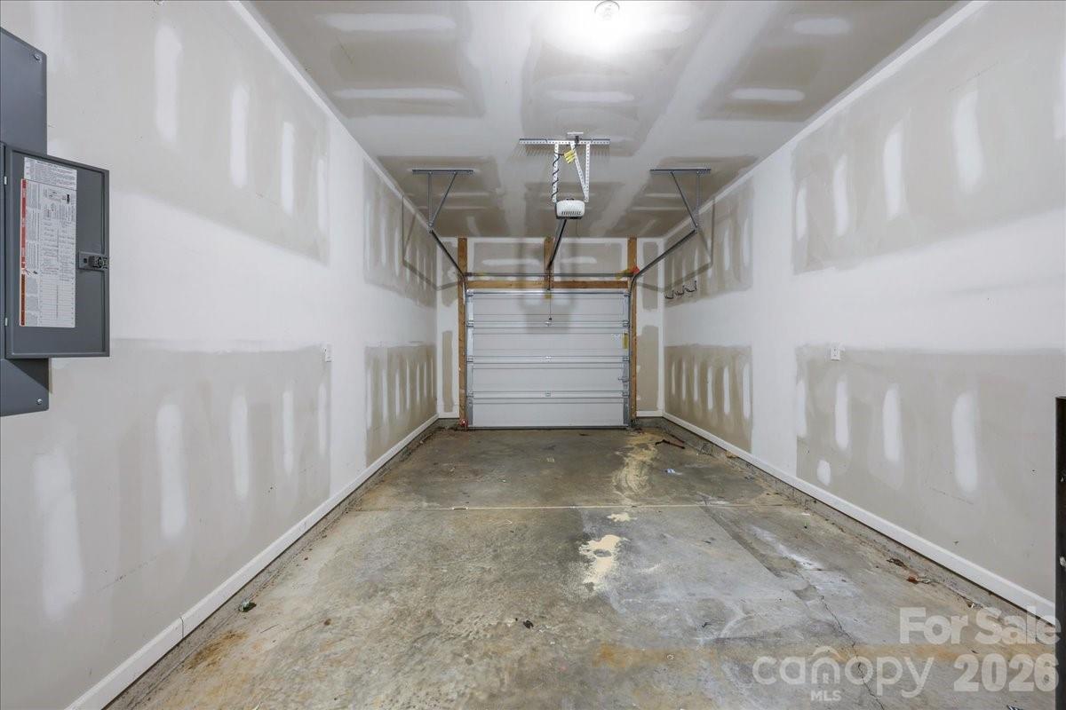 1009 Cedar Village Trail Property Photo 16