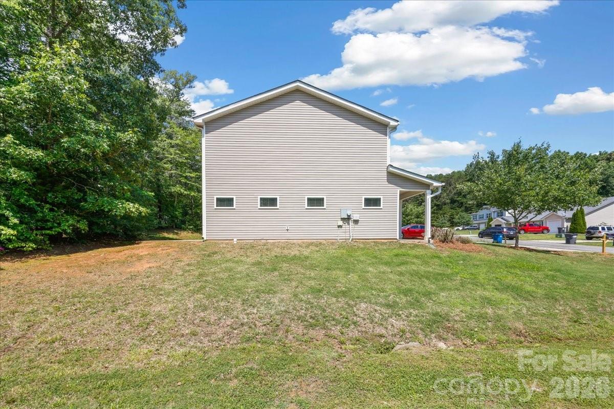 1009 Cedar Village Trail Property Photo 18