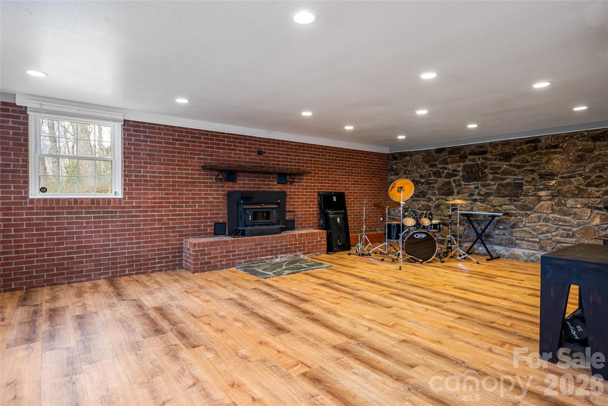 233 Church Road Property Photo 5