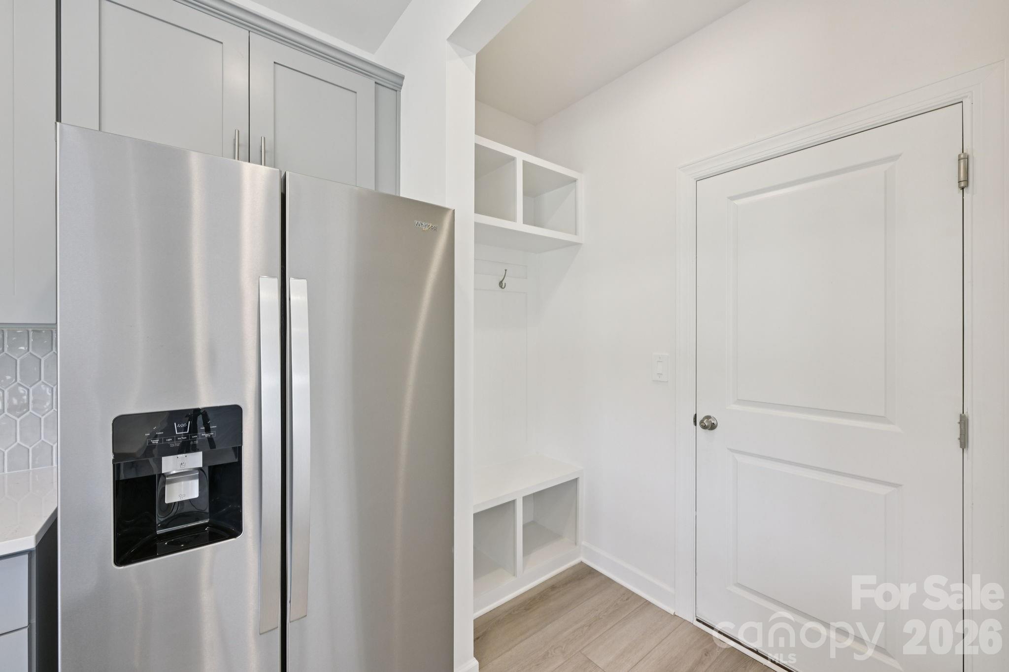2052 Sunflower Circle Property Photo 11