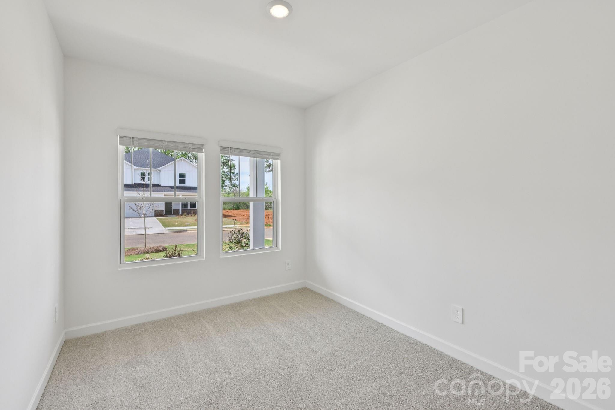 2052 Sunflower Circle Property Photo 12