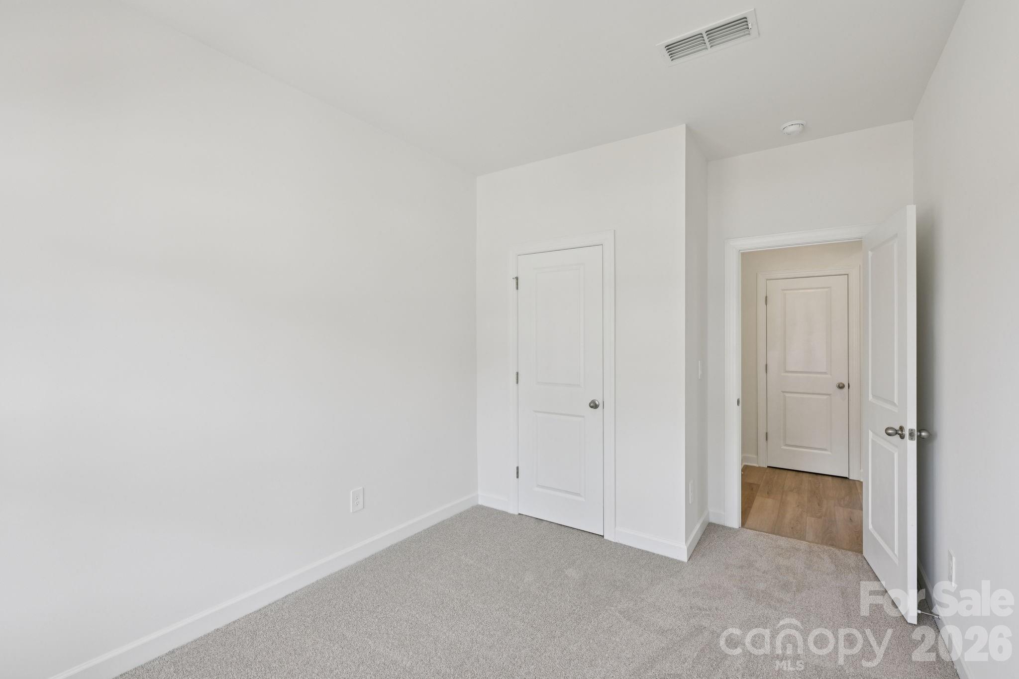 2052 Sunflower Circle Property Photo 13