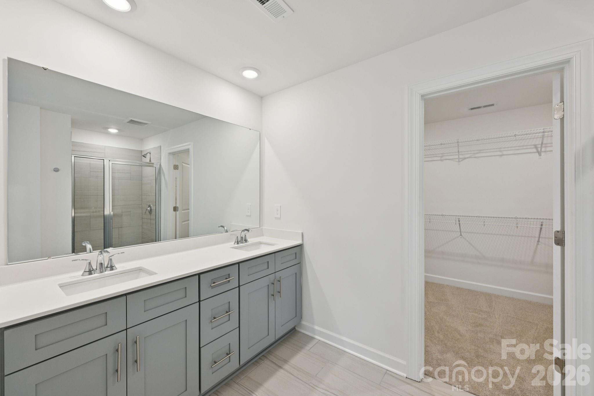 2052 Sunflower Circle Property Photo 19