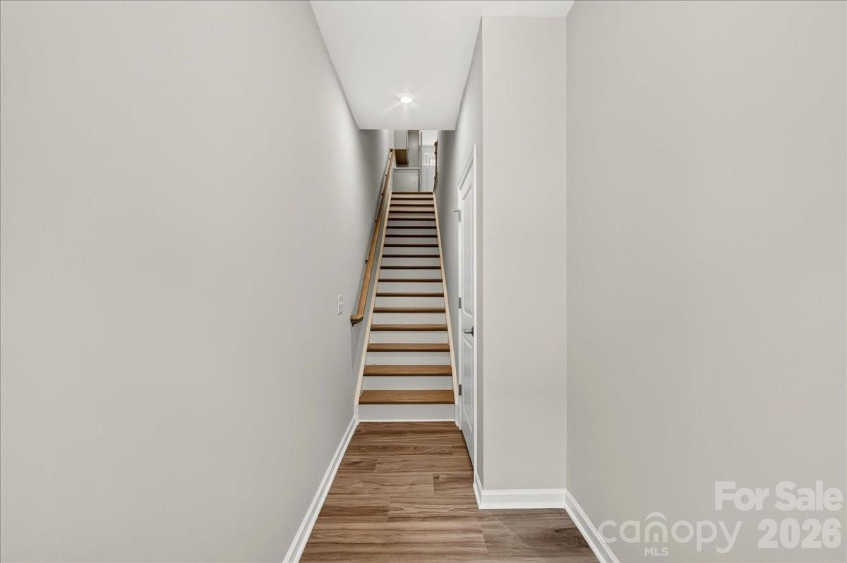 5513 Swaling Street Property Photo 5